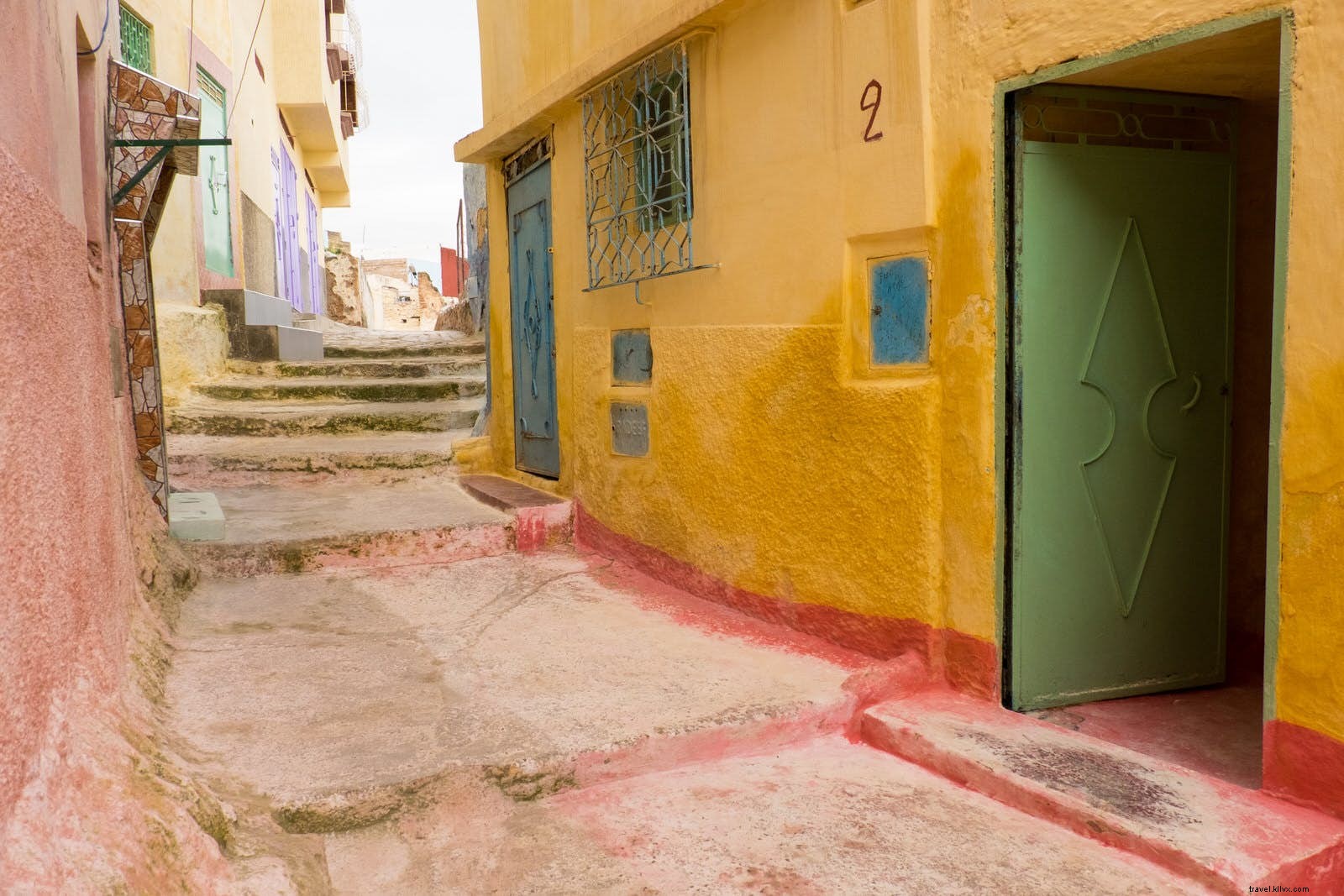 Discover Morocco s Middle Atlas: Monkeys, Roman Ruins, and Troglodyte Cave Houses