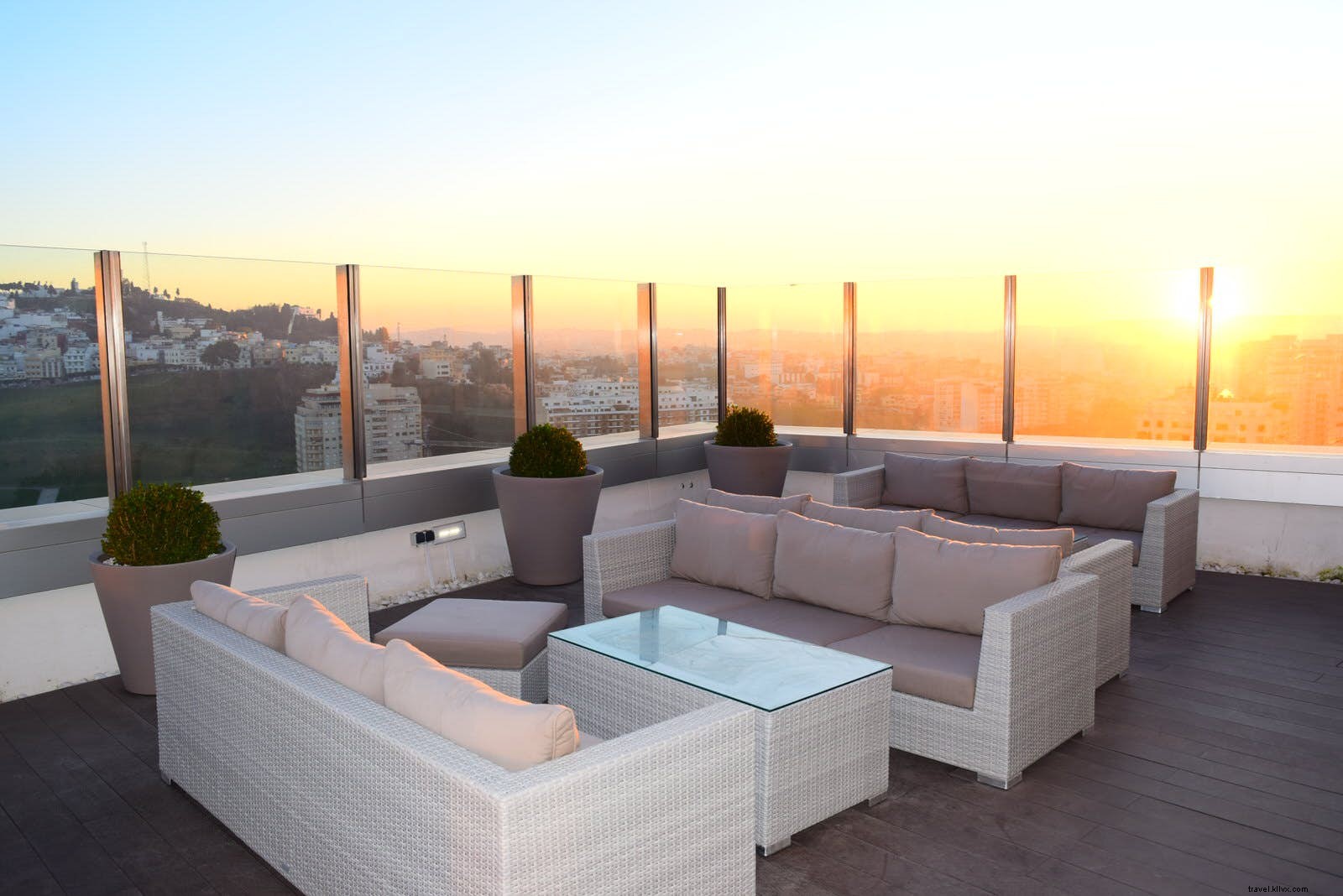 Top 10 Tea Terraces in Tangier, Morocco: Stunning Views and Authentic Mint Tea