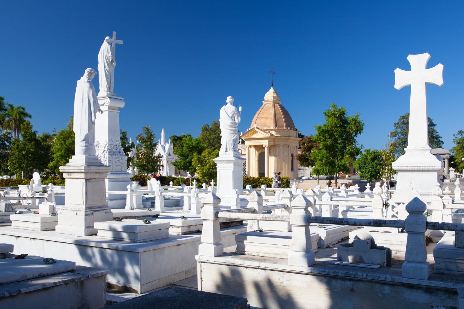 World s Spookiest Cities: Haunted Hotels, Dark Histories, and Chilling Attractions