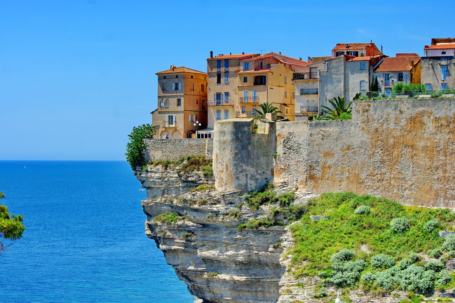 Top 10 Honeymoon Islands: Romantic Paradises for Every Couple