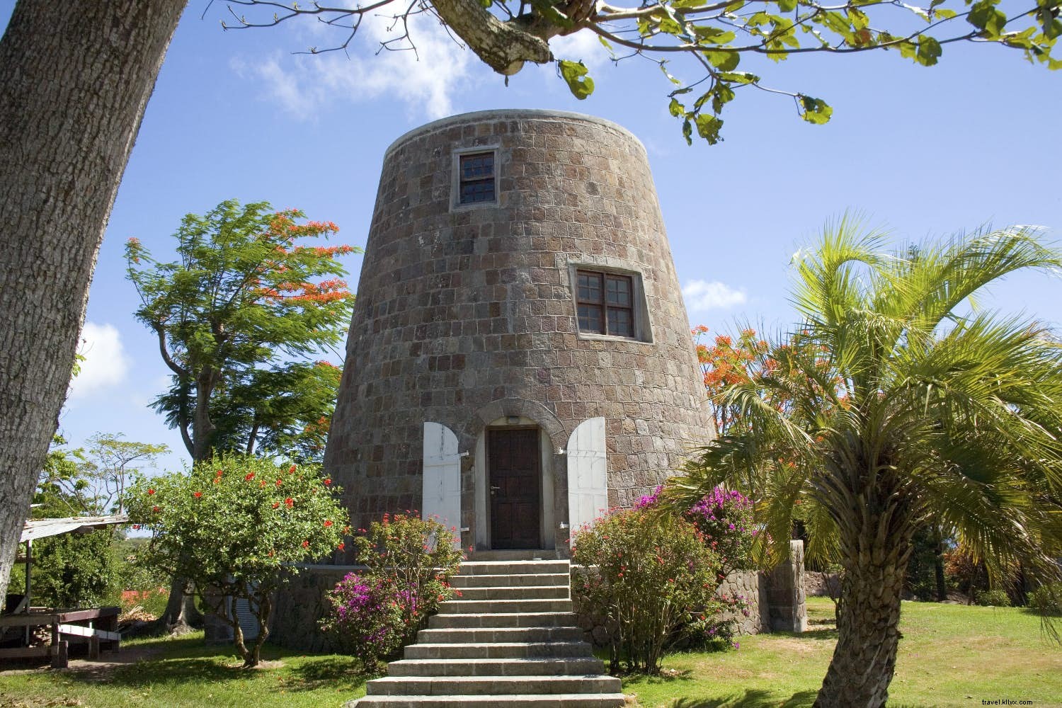 Top 10 Honeymoon Islands: Romantic Paradises for Every Couple