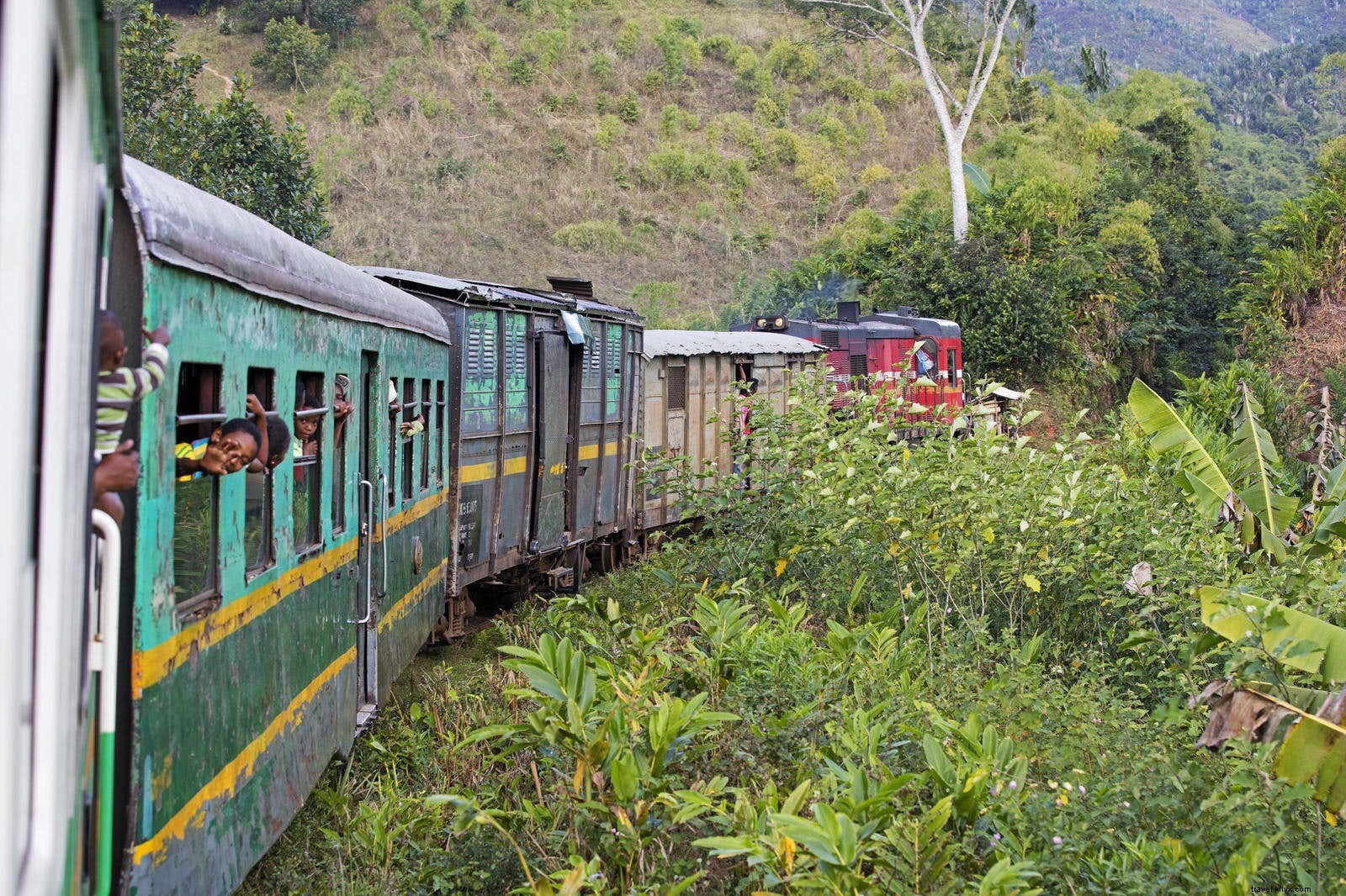 Madagascar s FCE Slow Train: An Unforgettable Journey from Highlands to Coast