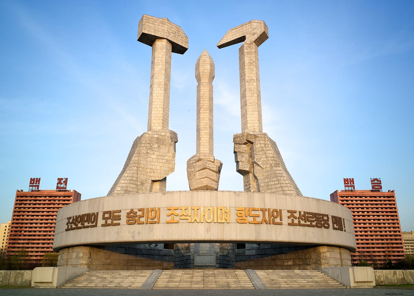 Meet Debbie Campbell: Senior Nomad Who Traded Retirement Rocking Chairs for Global Adventures