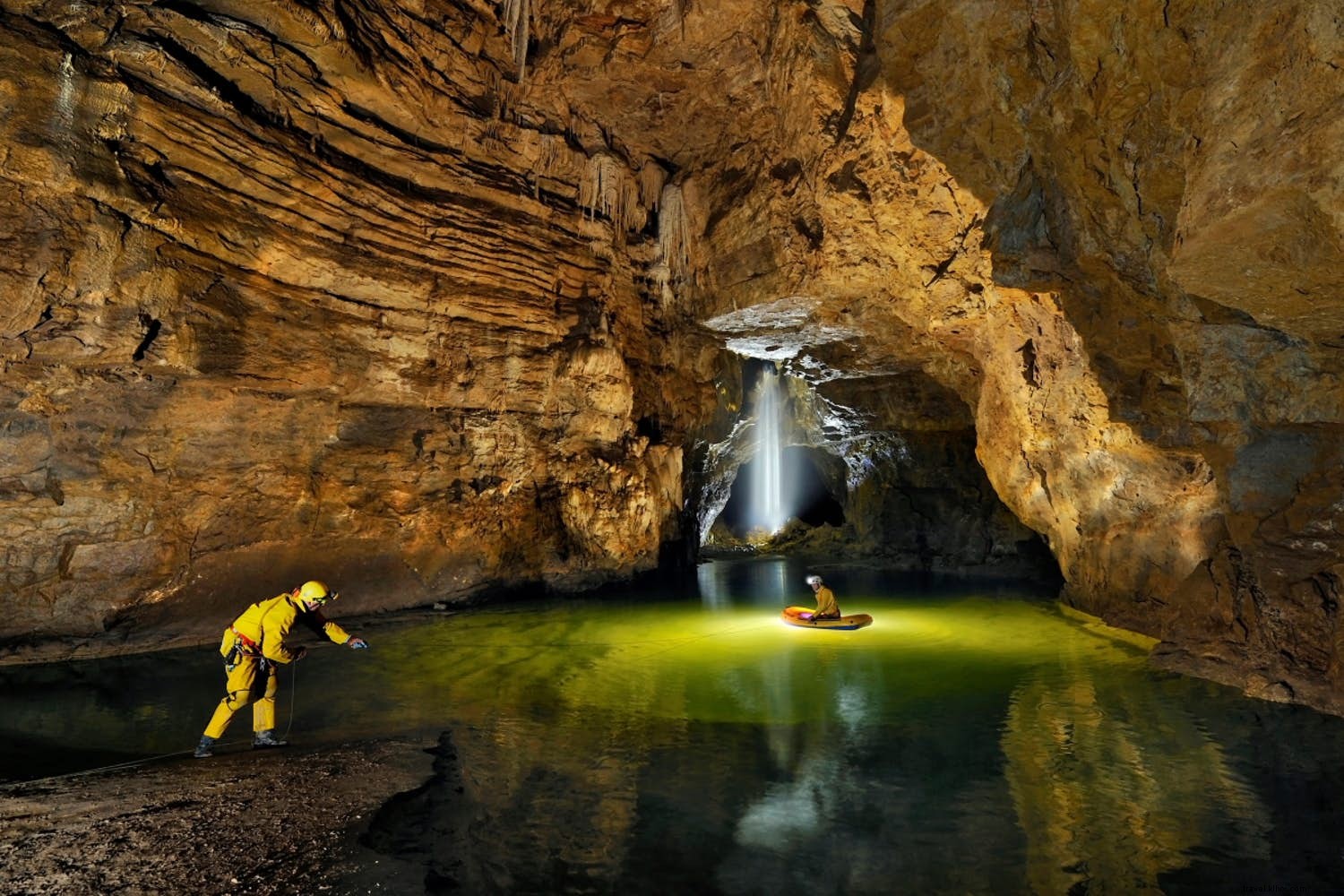 Robbie Shone: Renowned Cave Explorer and Photographer Shares His Adventures