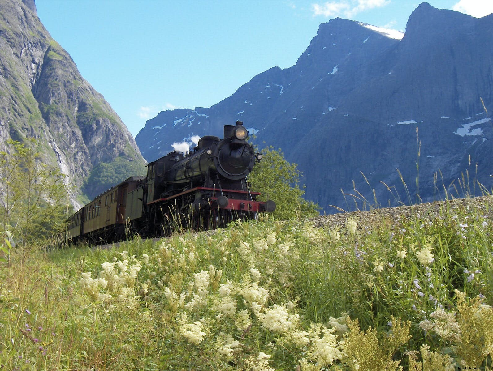 Discover 10 Underrated Scenic Train Journeys Around the World