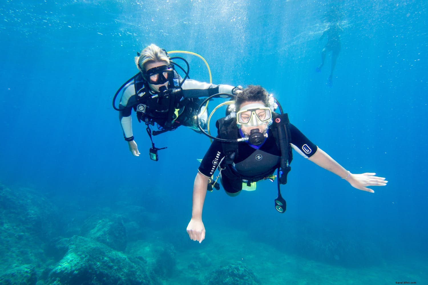 Top Careers That Pay You to Travel the World: From Flight Attendant to Yacht Crew