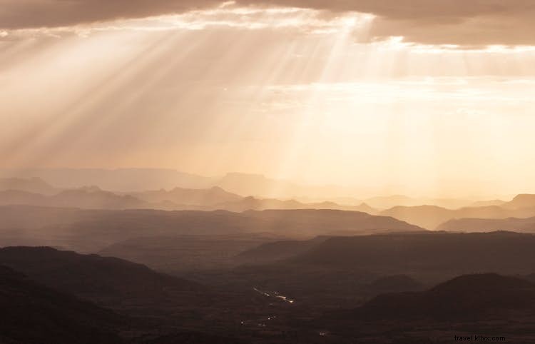 Ethiopia s Ancient Christian Heritage: Mountaintop Churches and the Ark of the Covenant
