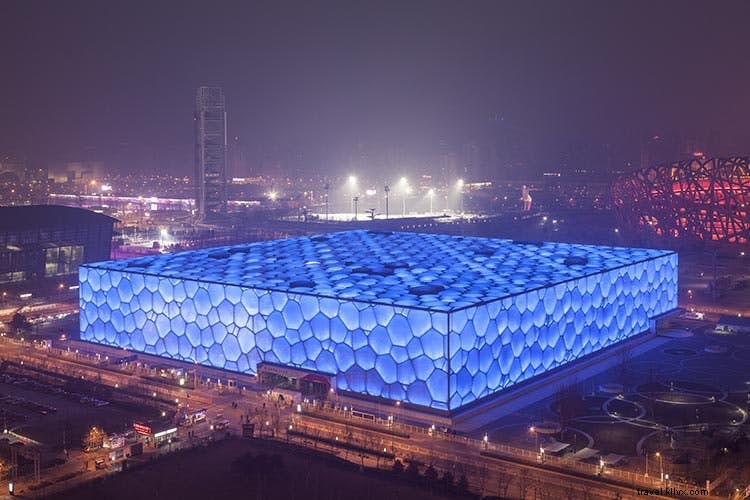 World s Best Public Swimming Pools: Iconic Spots for Swimmers and Sightseers