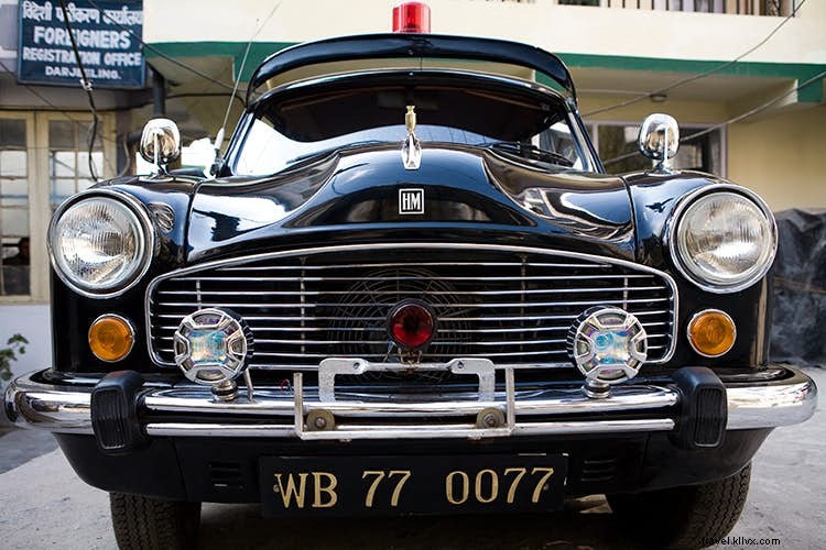 Top 10 Iconic Classic Car Experiences Around the World