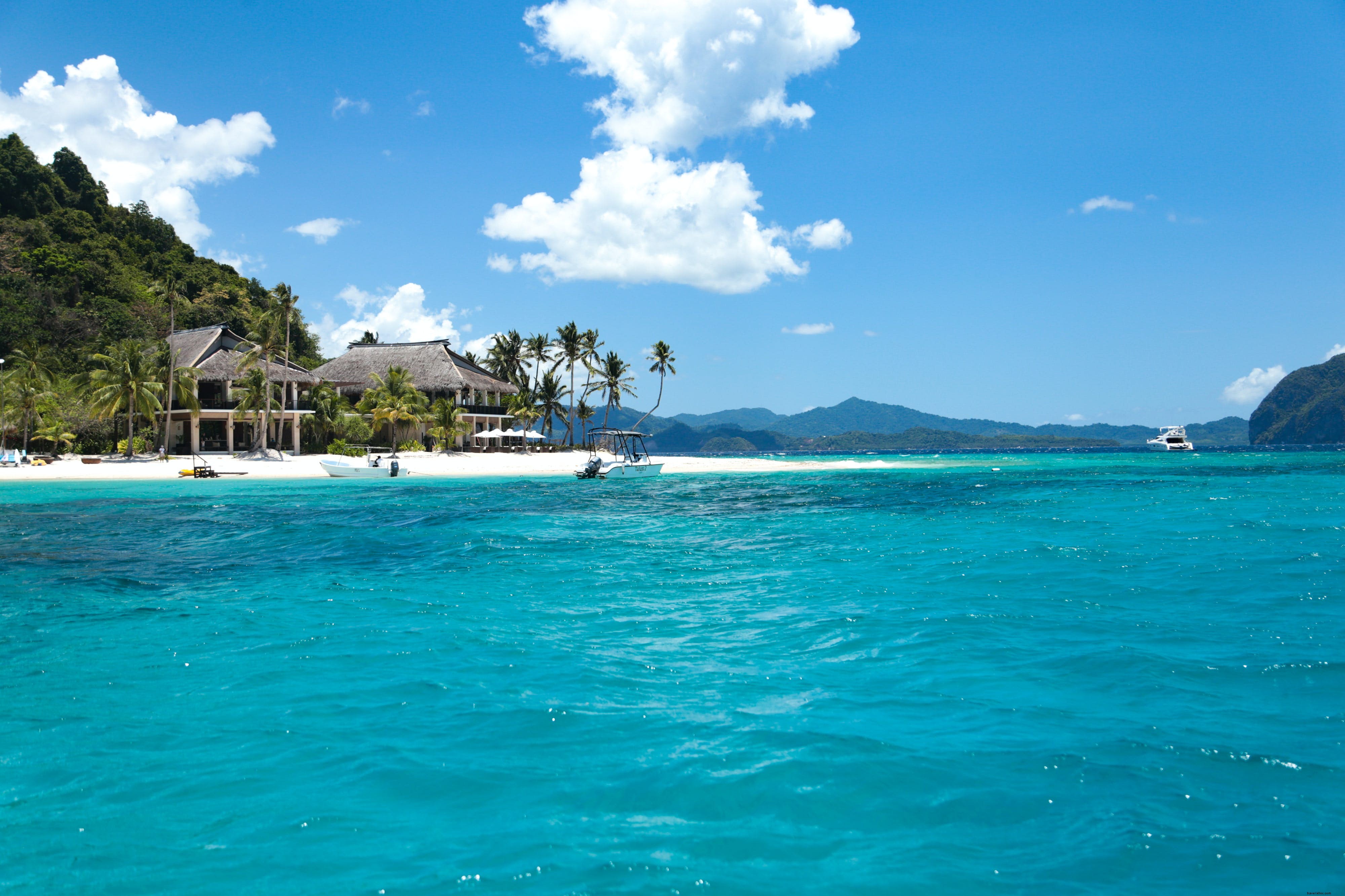 8 Pioneering Eco-Friendly Destinations for Sustainable Travel