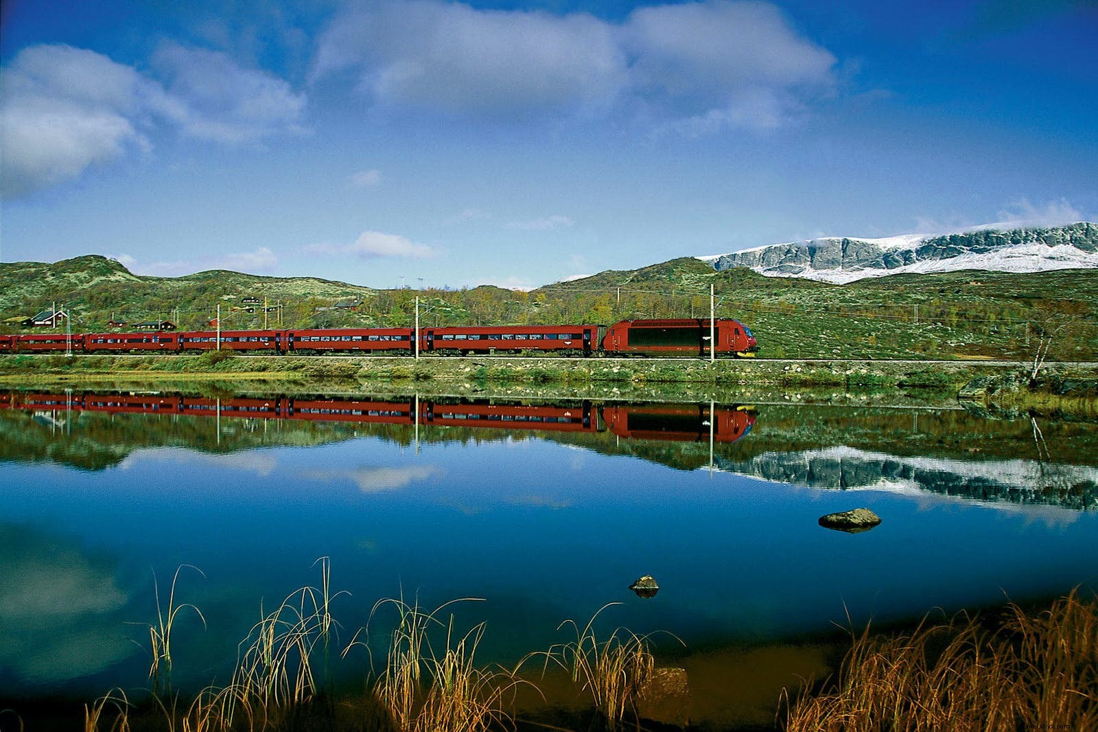 Top 10 of the World s Most Spectacular Scenic Train Journeys
