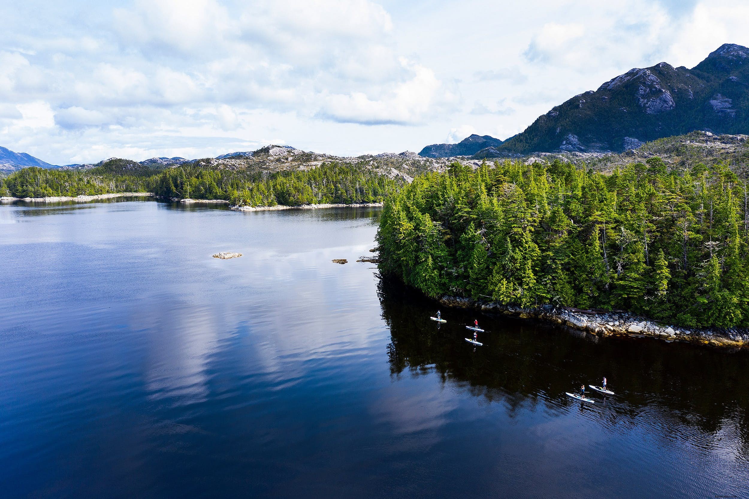 9 Top Destinations for Epic Long-Distance Stand-Up Paddleboarding Adventures