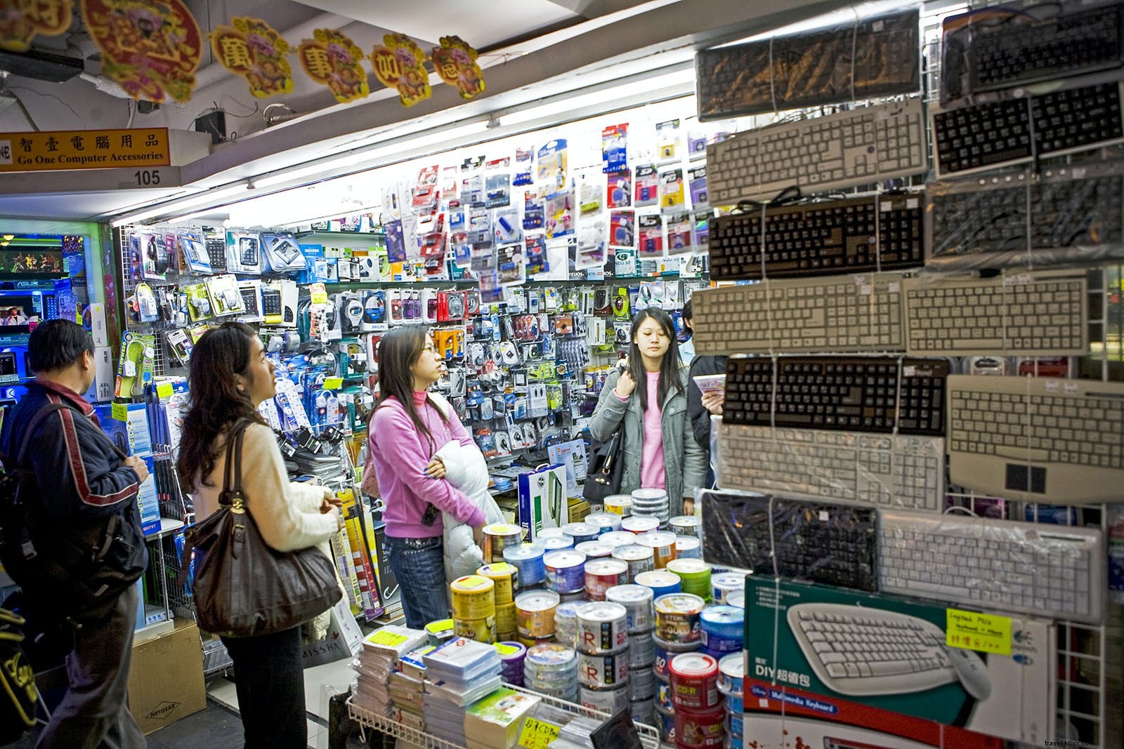 Ultimate Hong Kong Shopping Guide: Expert Tips on Best Buys, Bargains, and Avoiding Pitfalls