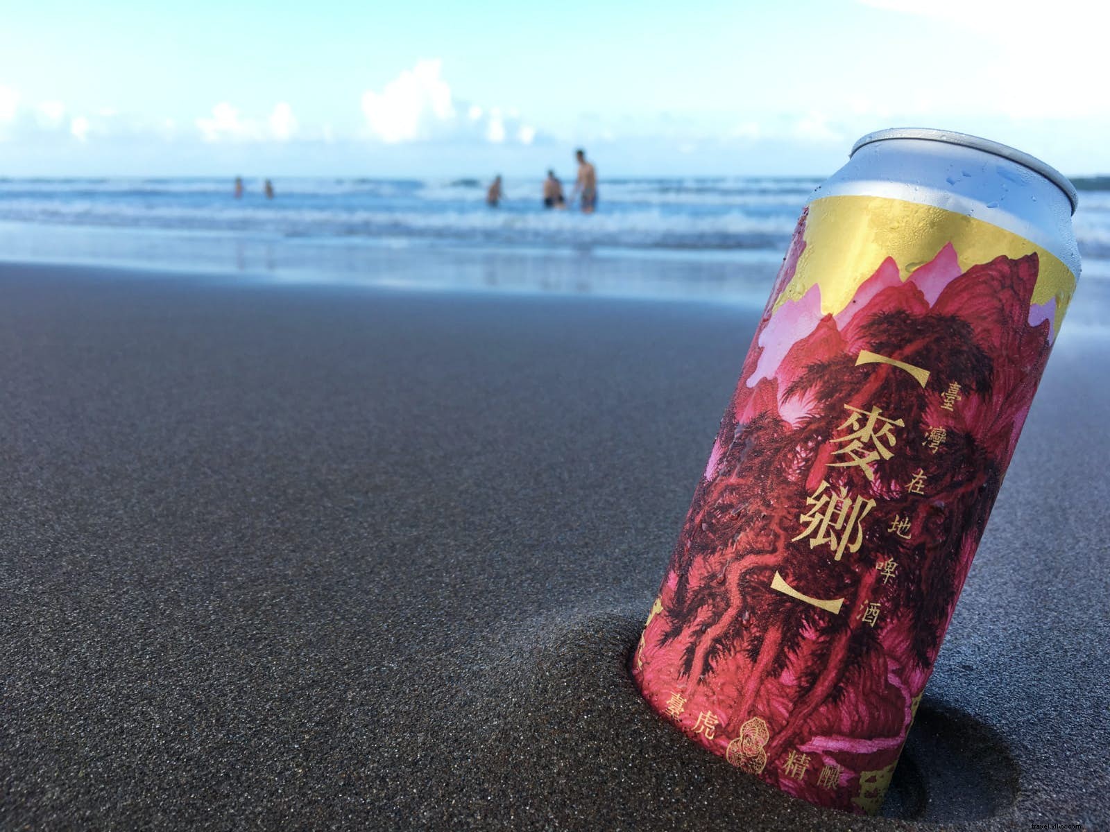 Island Hopping for Beer Lovers: Must-Try Craft Brews from 8 Iconic Islands