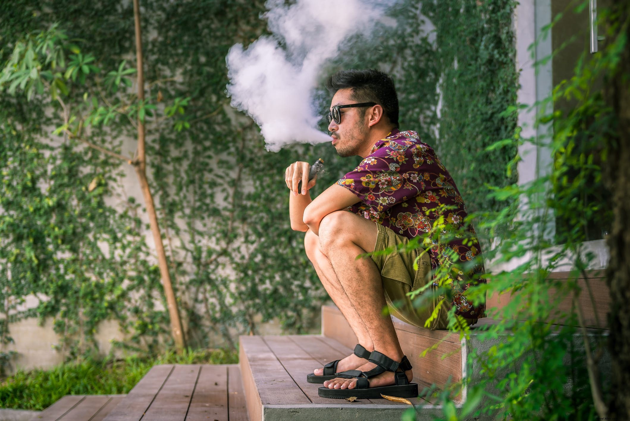 Vaping Bans in Popular Holiday Destinations: Countries Where E-Cigarettes Are Illegal