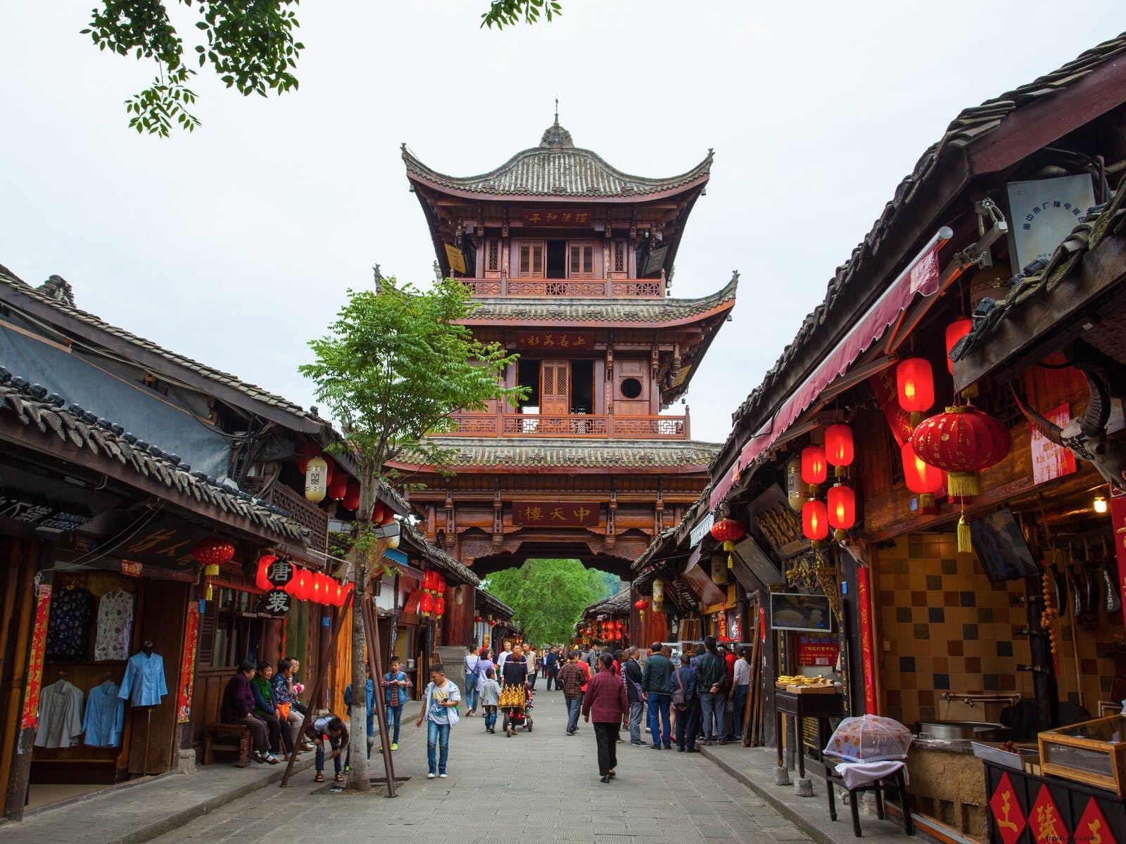 Discover Sizzling Sichuan: China s Quintessential Province of Fiery Flavors and Timeless Wonders