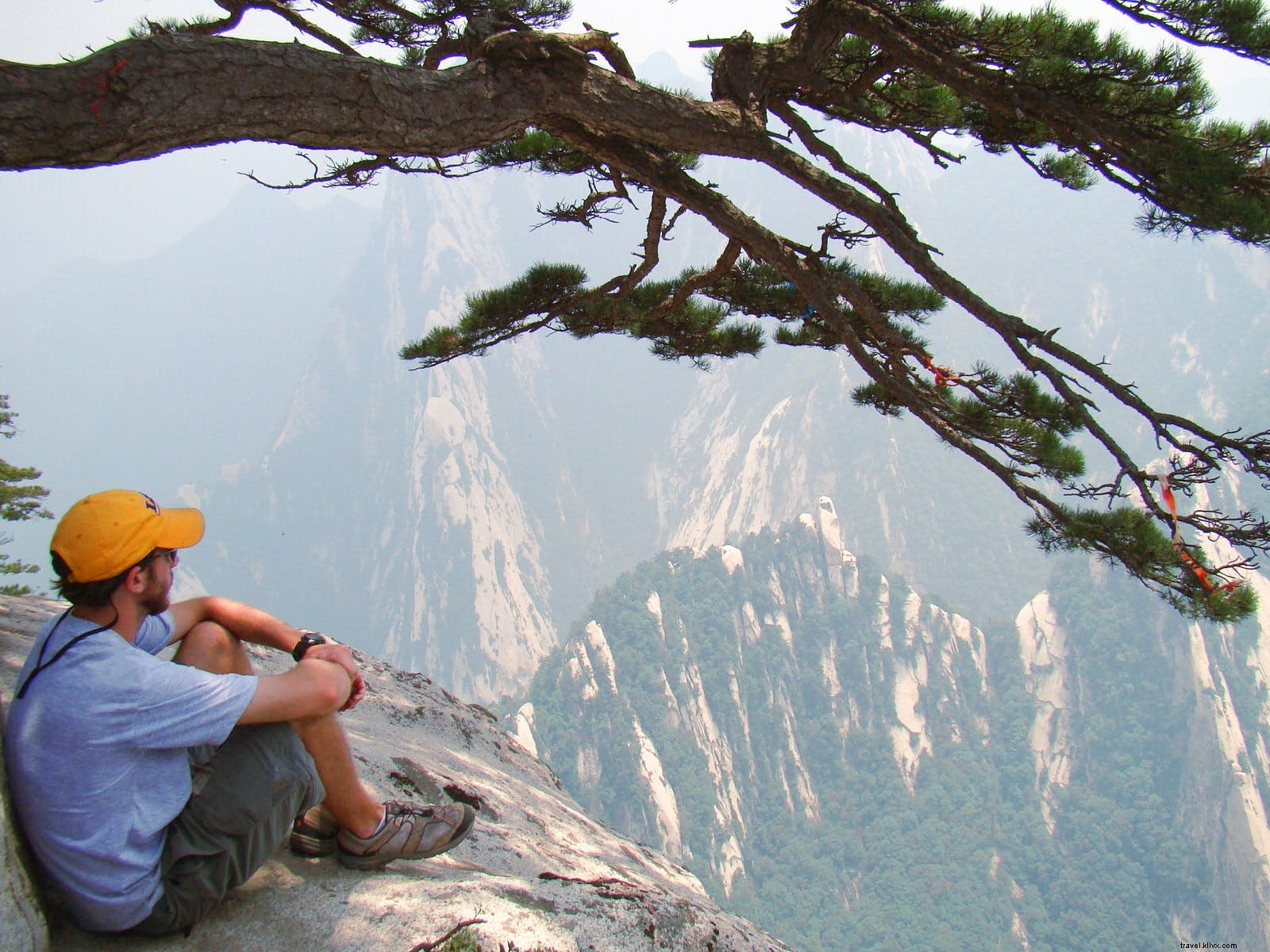 Hiking Hua Shan from Xi an: Guide to China s Sacred Taoist Mountain and Epic Trails