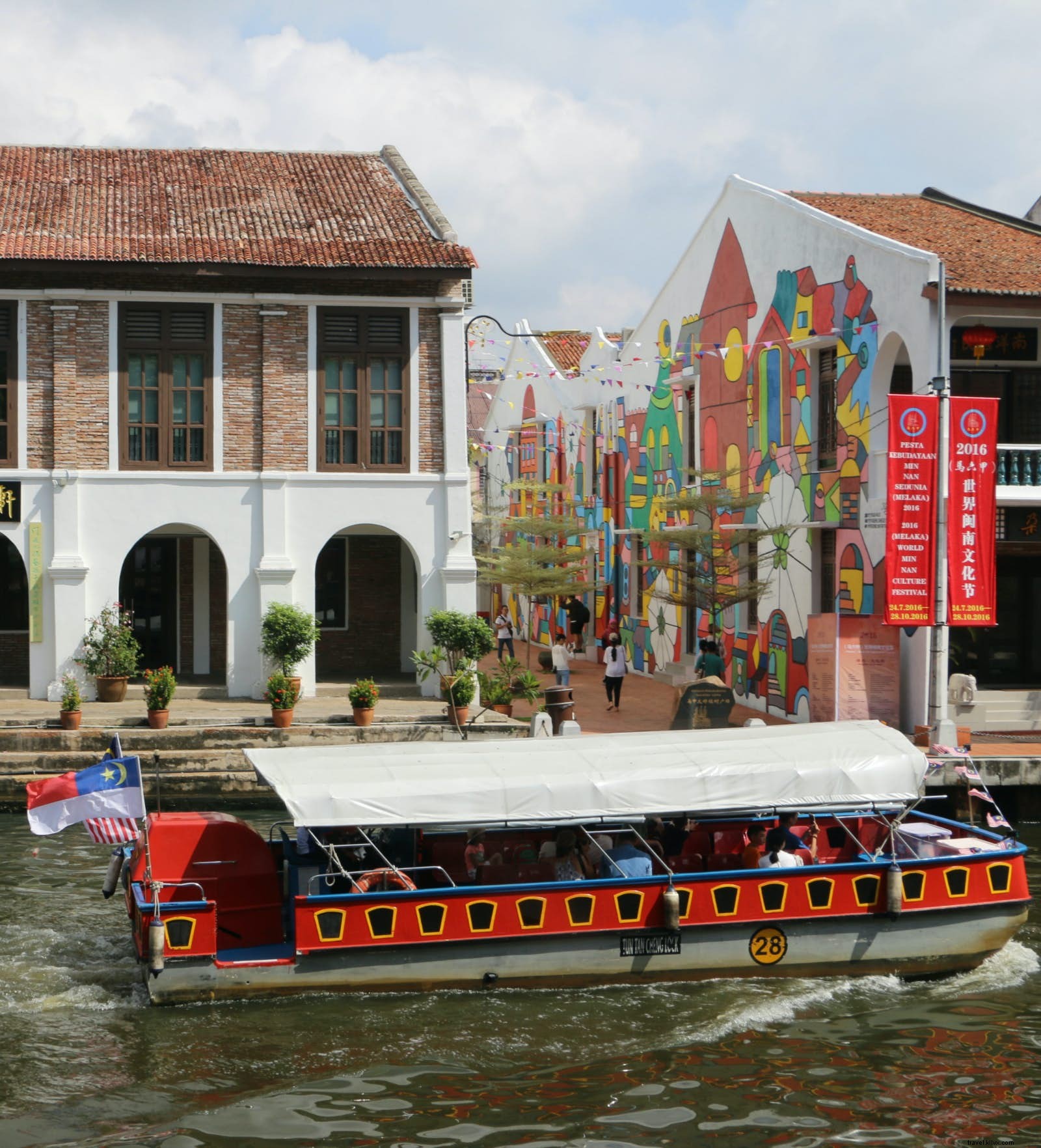Discover Melaka City s Revitalized Riverside: History, Art, and Modern Attractions