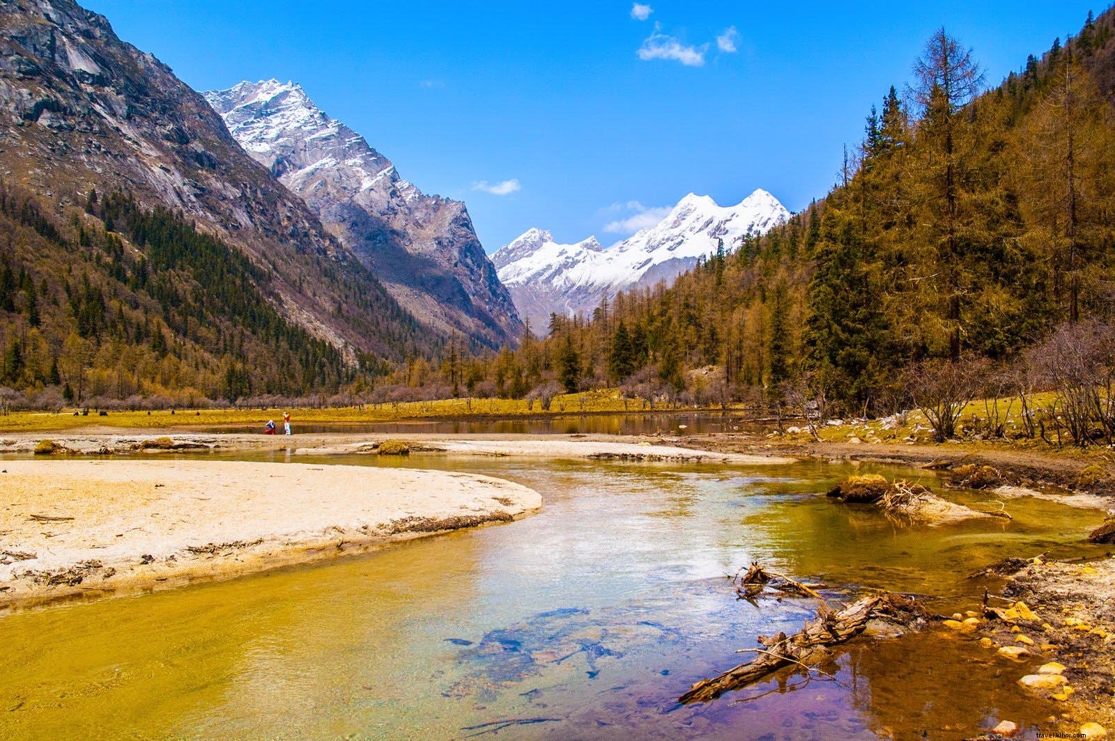 Discover Four Sisters Mountain: The Secret Valleys of Sichuan s Himalaya
