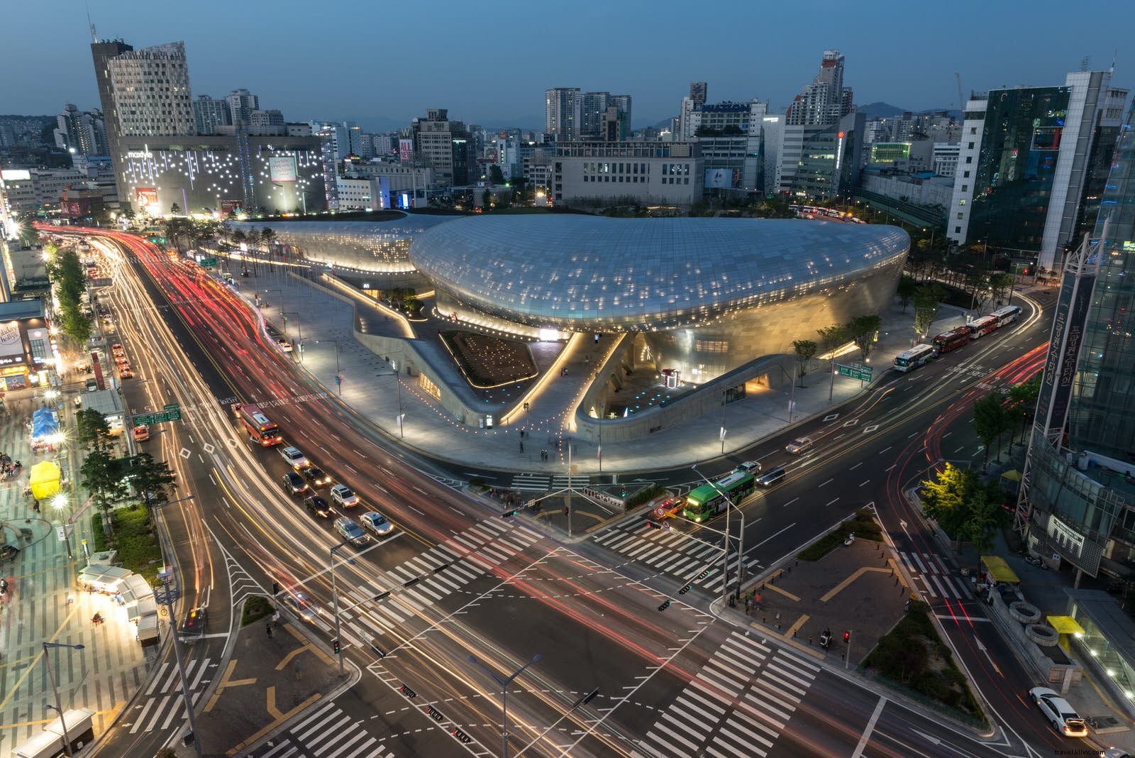Seoul s Architectural Transformation: From Post-War Rebirth to Innovative Urban Green Spaces