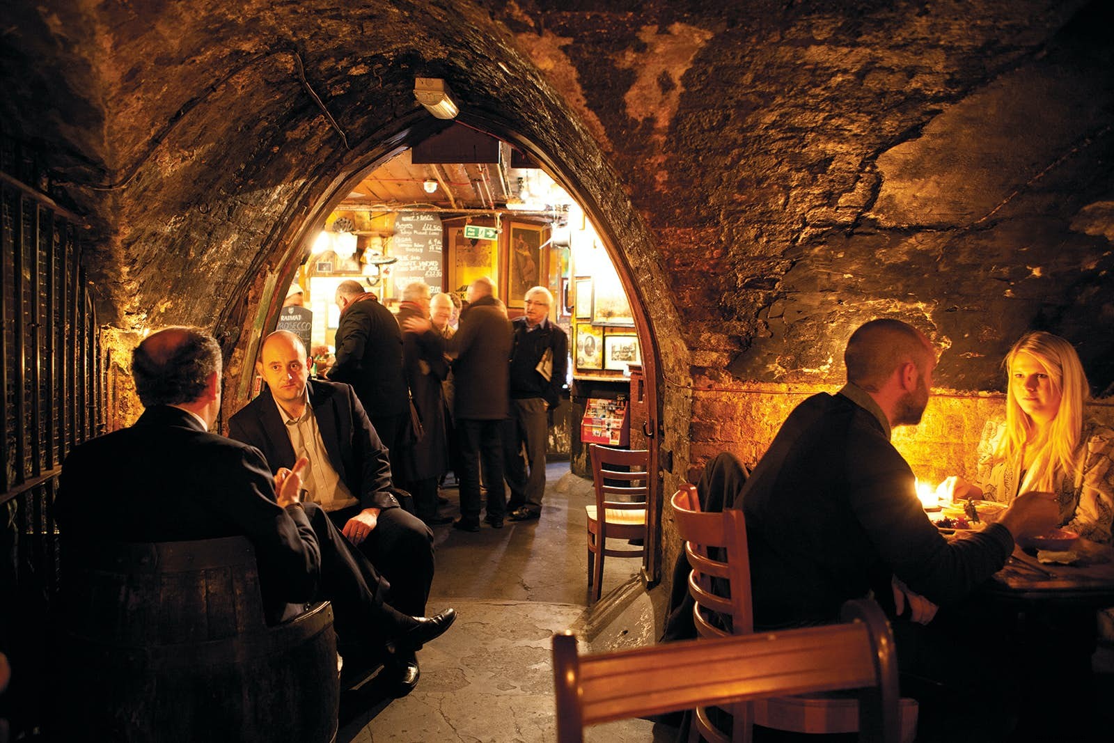 5 Mind-Blowing Bars Around the World: A Preview from  50 Bars to Blow Your Mind 