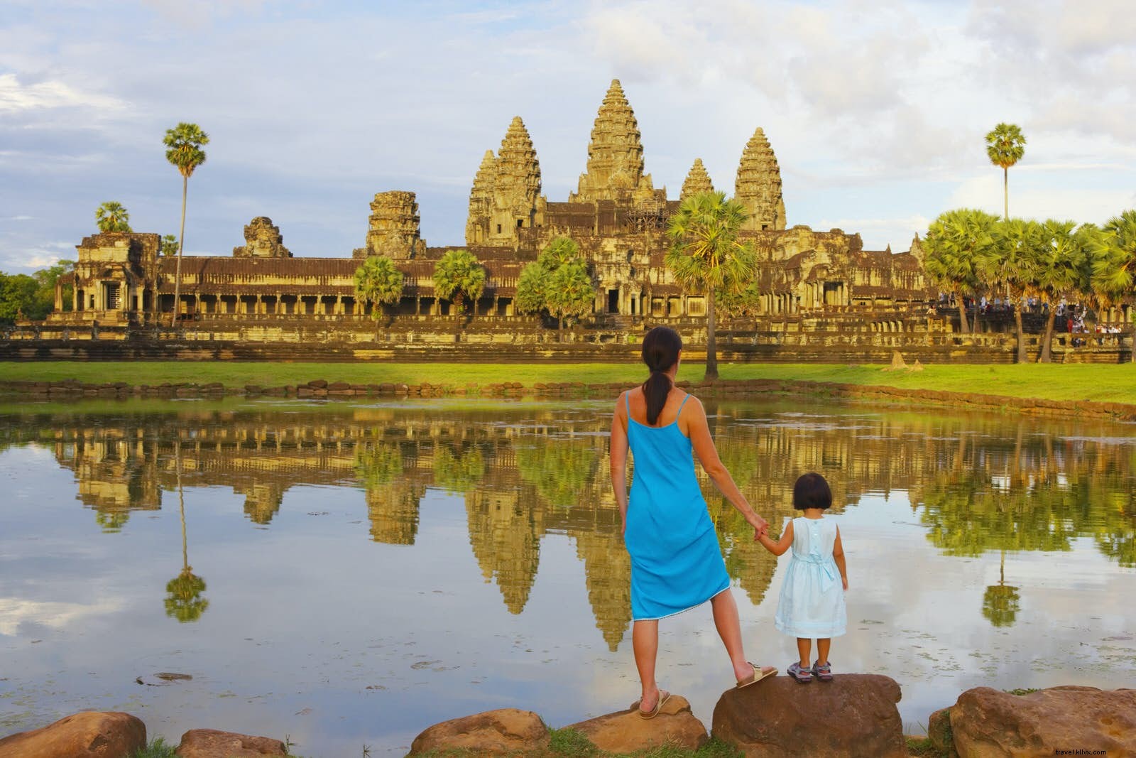 Expert Guide: How to Plan a Long-Term Family Trip with Kids