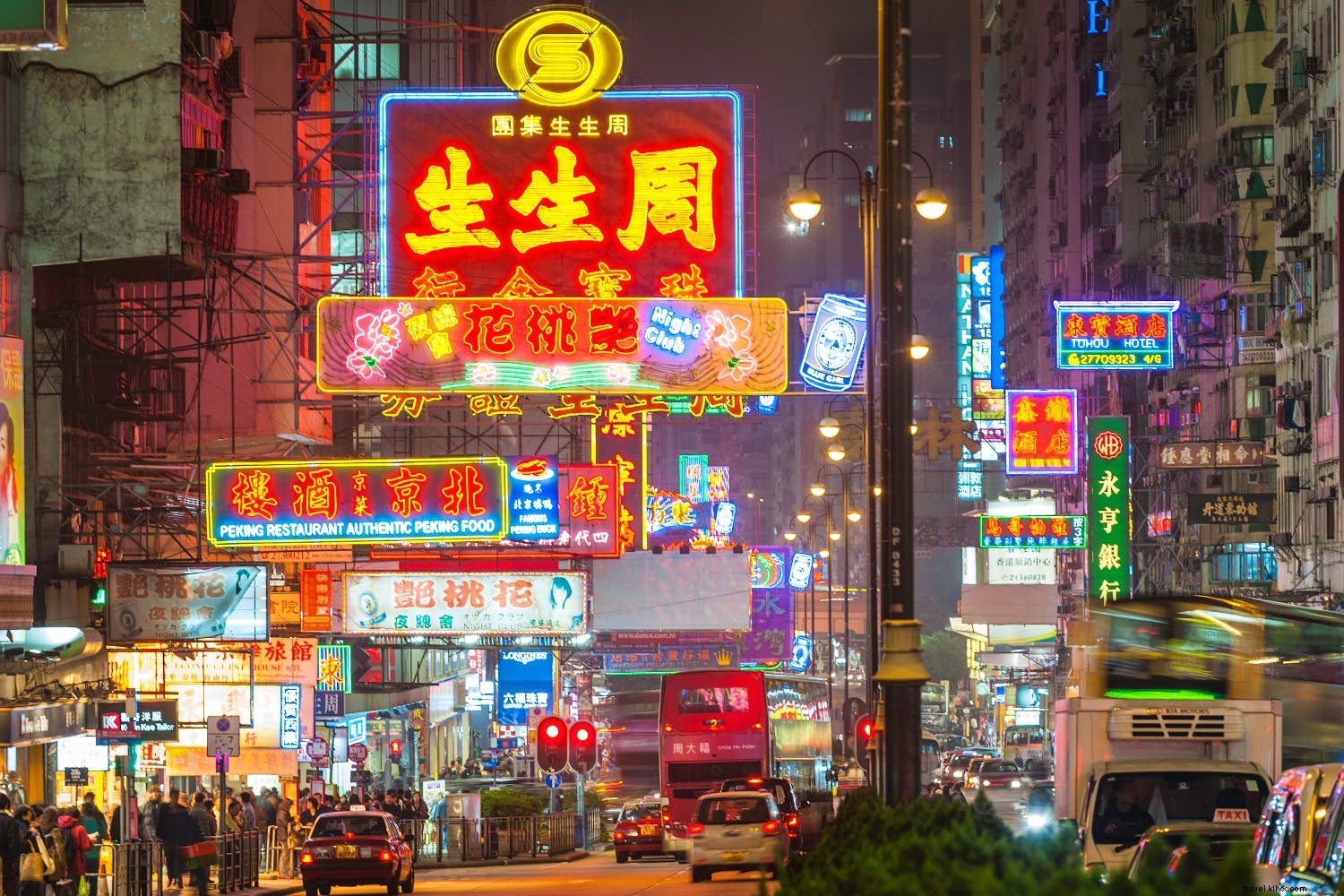 Kowloon by Night: A Guide to Hong Kong s Vibrant Peninsula After Dark