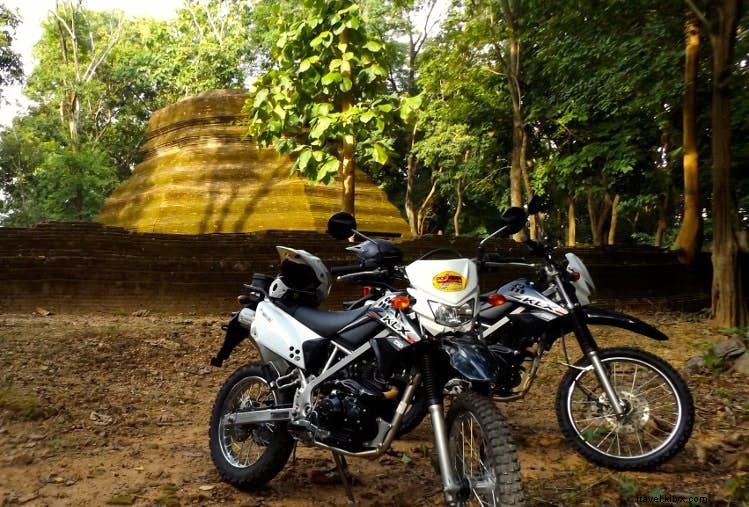 Ultimate Guide to Motorbike Touring in Northern Thailand: Routes, Rentals & Safety Tips