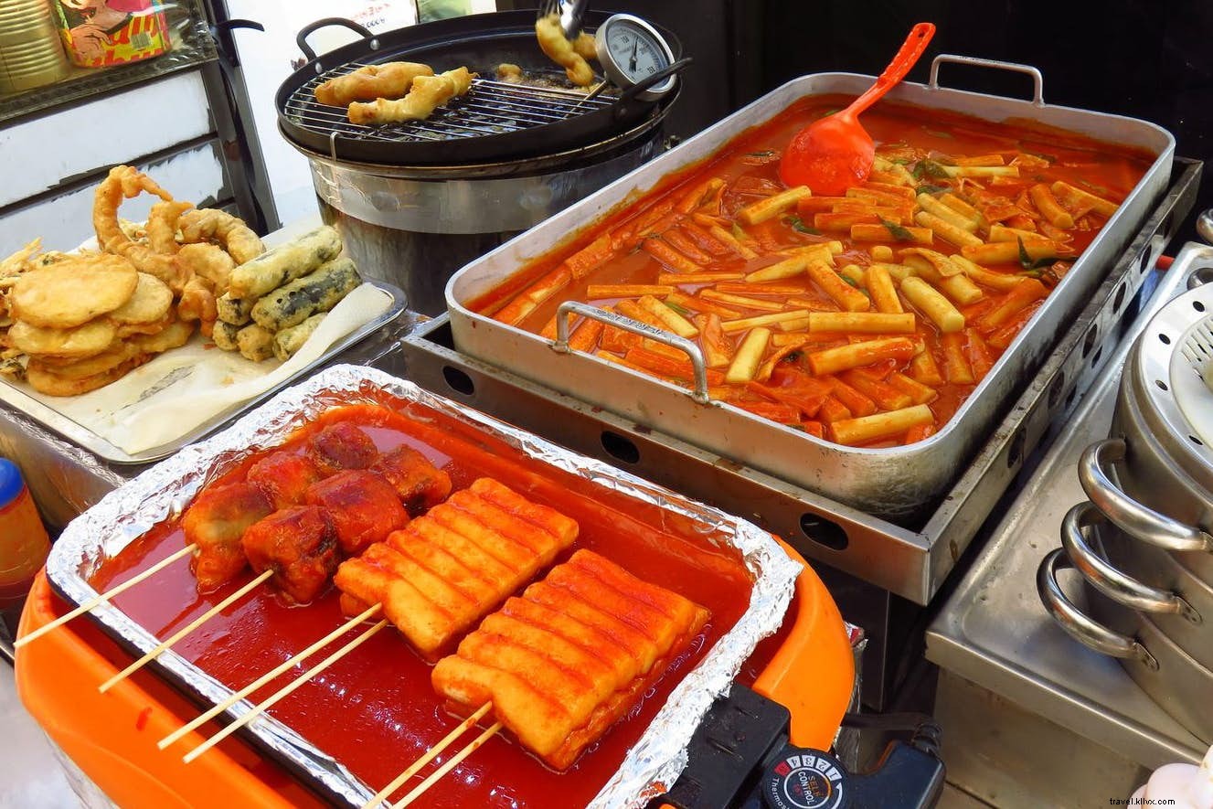 Ultimate Guide to Korean Street Food: Must-Try Delights for Hungry Travelers