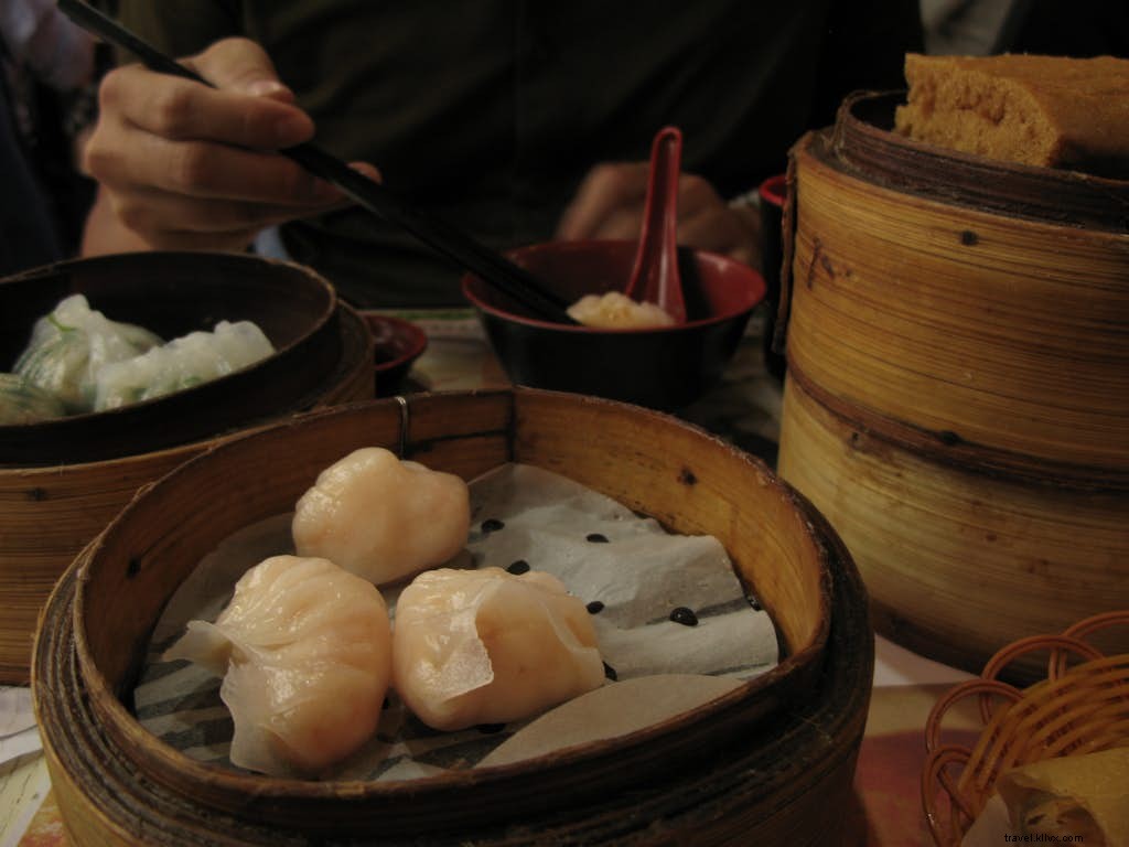 Essential Regional Cuisines of China: Iconic Dishes and Their Stories