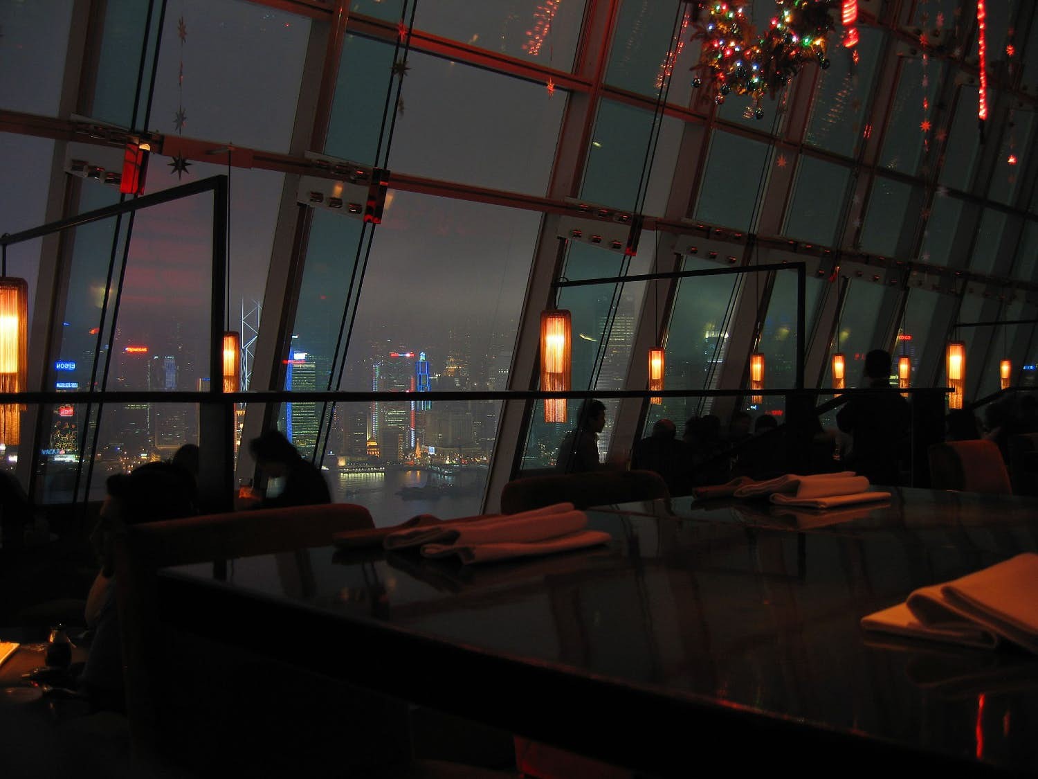 Hong Kong s Stunning Skyline Views: Top Elevated Spots for Breathtaking City Panoramas