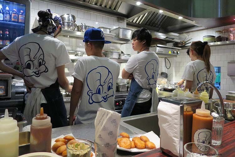 Discover Hip Hong Kong: Emerging Art Galleries and Trendy Restaurants