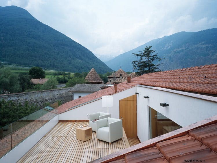 Lonely Planet s Top 10 Best-Value Stays for 2014: Budget Gems Worldwide