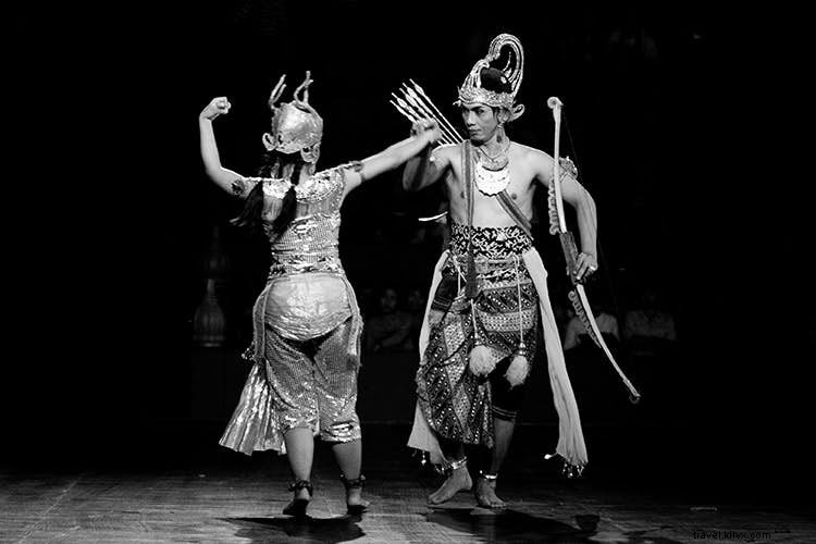 Yogyakarta: Java s Vibrant Cultural Capital – Ramayana Ballet, Kraton, and Beyond