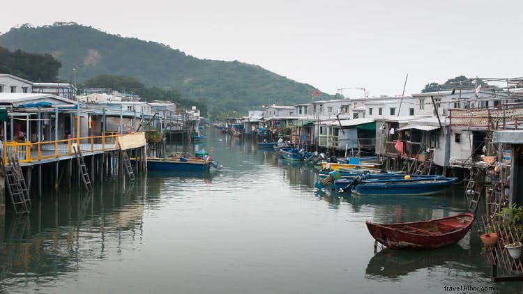 3 Ultimate Digital Detox Destinations: Unplug and Recharge in Turkey, Hong Kong, and Byron Bay