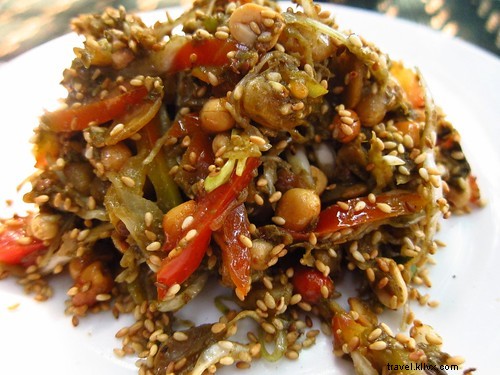 Discover Authentic Burmese Cuisine: A Guide to Eating in Myanmar (Burma)