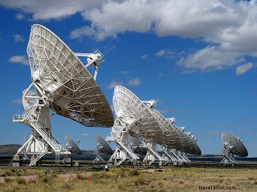 Top 11 Iconic Space Travel Destinations for Enthusiasts