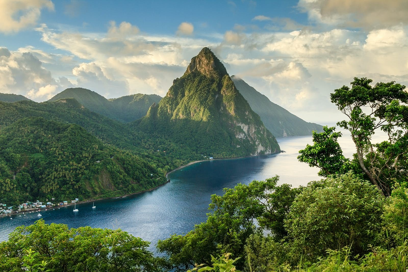 Top 10 Must-Do Experiences in St. Lucia: Ultimate Island Guide