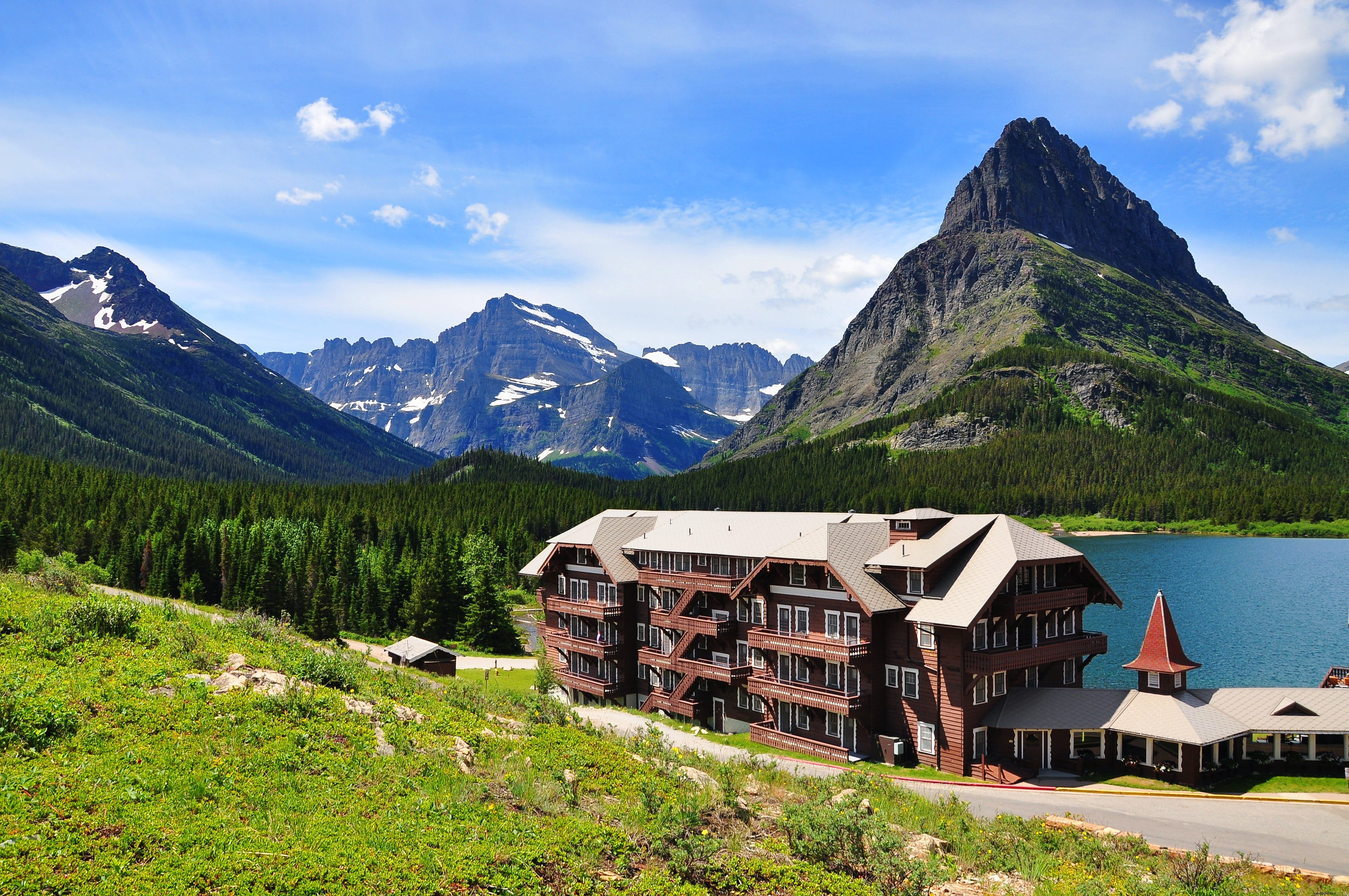 Glacier National Park: Majestic Peaks, Epic Hikes, and Historic Wonders