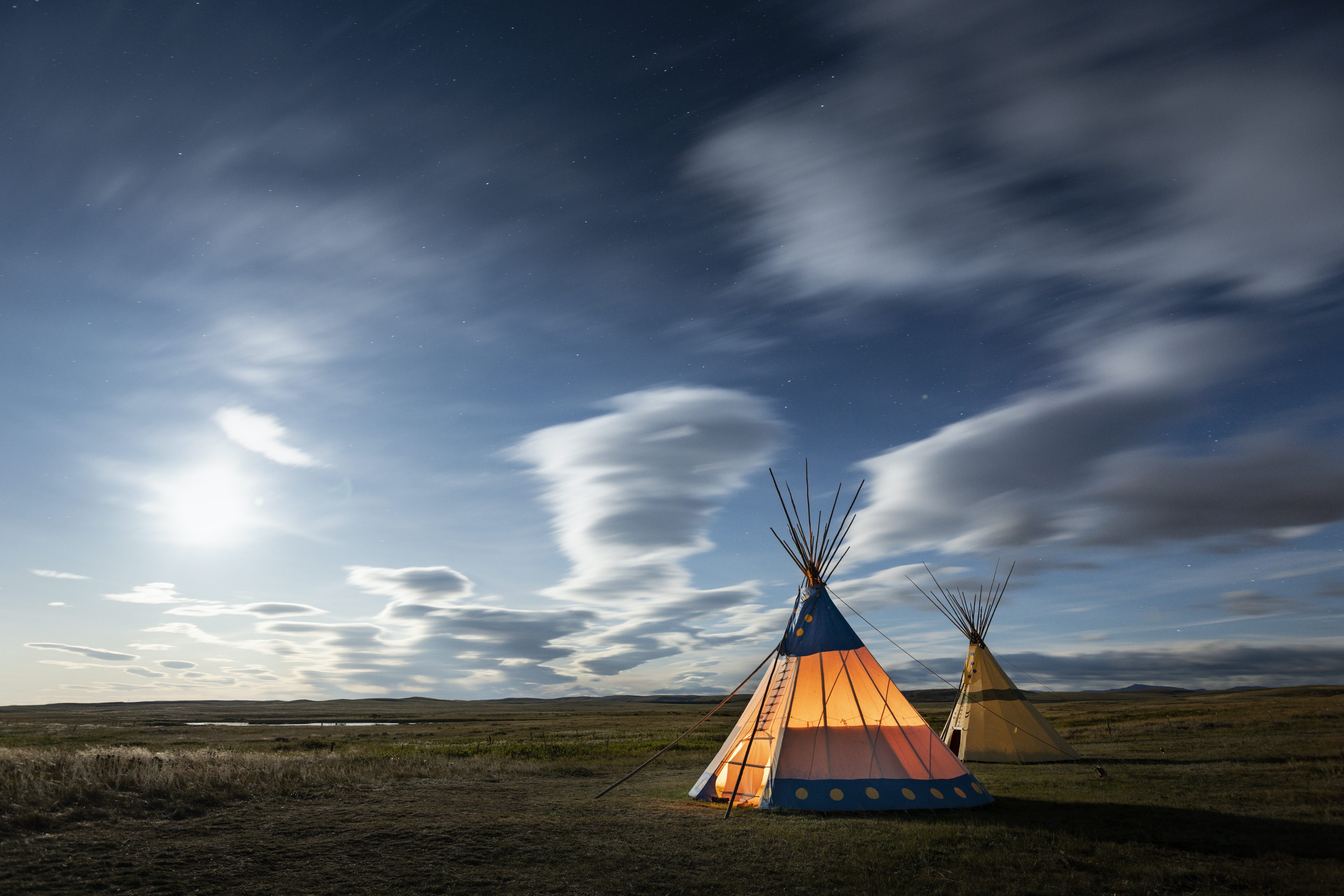 Glacier National Park: Majestic Peaks, Epic Hikes, and Historic Wonders