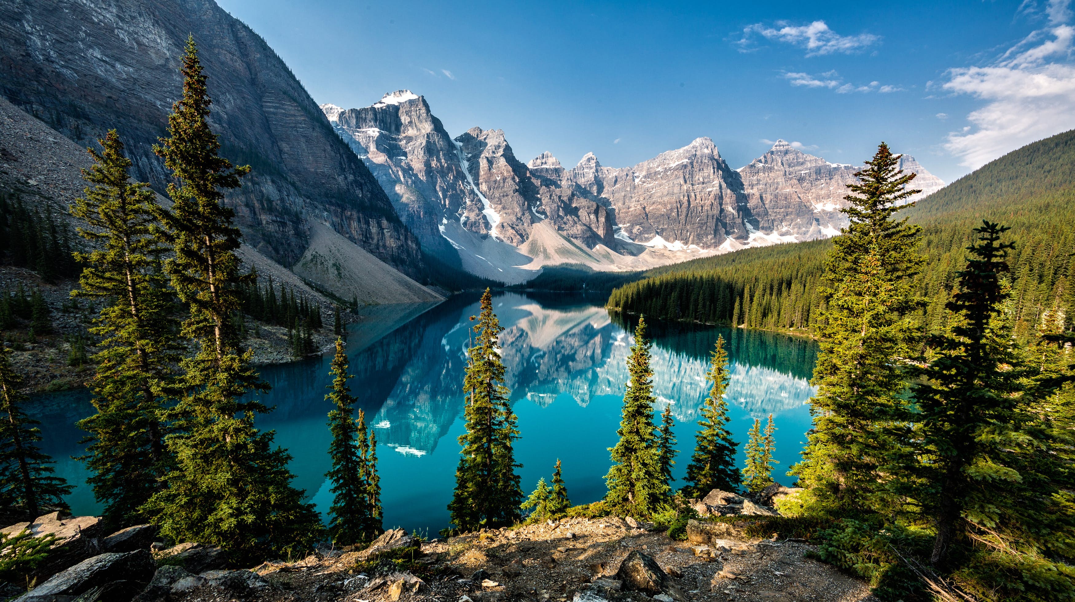 Lake Louise: Banff National Park s Iconic Turquoise Gem and Premier Hiking Destination