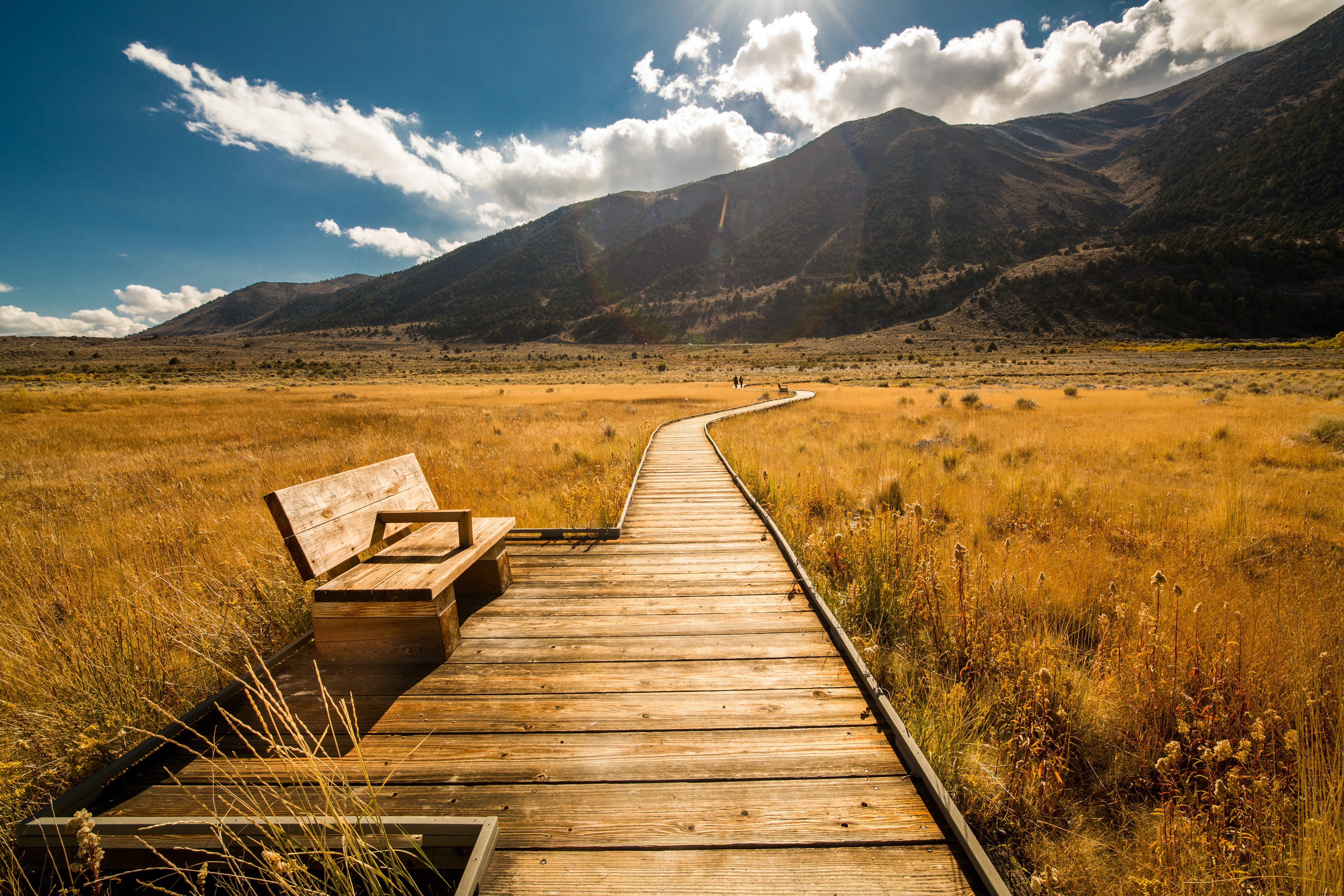 Mono Lake Guide: Tufa Towers, Bodie Ghost Town & Eastern Sierra Adventures