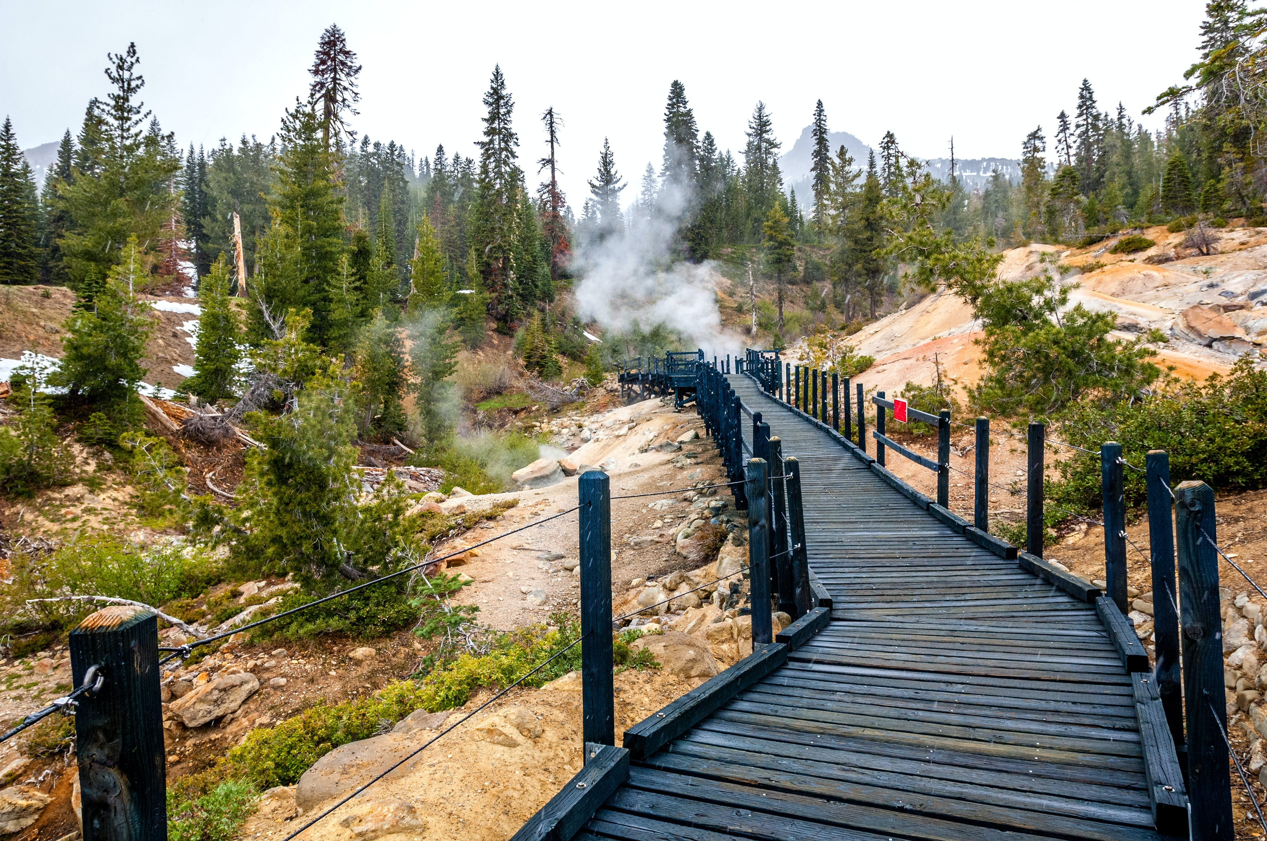 Lassen Volcanic National Park: Geothermal Wonders, Epic Hikes, and Volcanic History