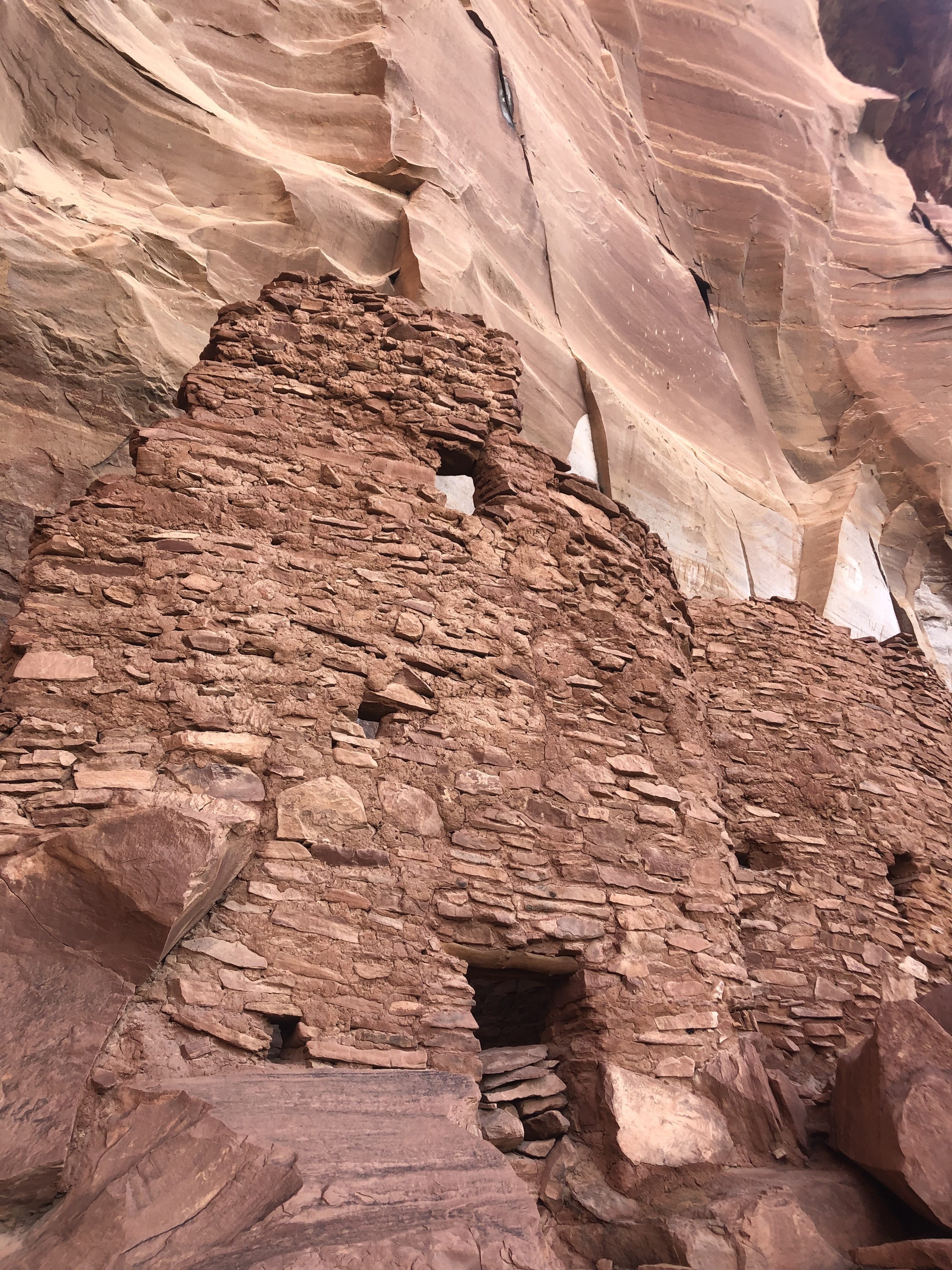 Palatki Heritage Site: Ancient Cliff Dwellings and Pictographs in Sedona s Red Rock Country