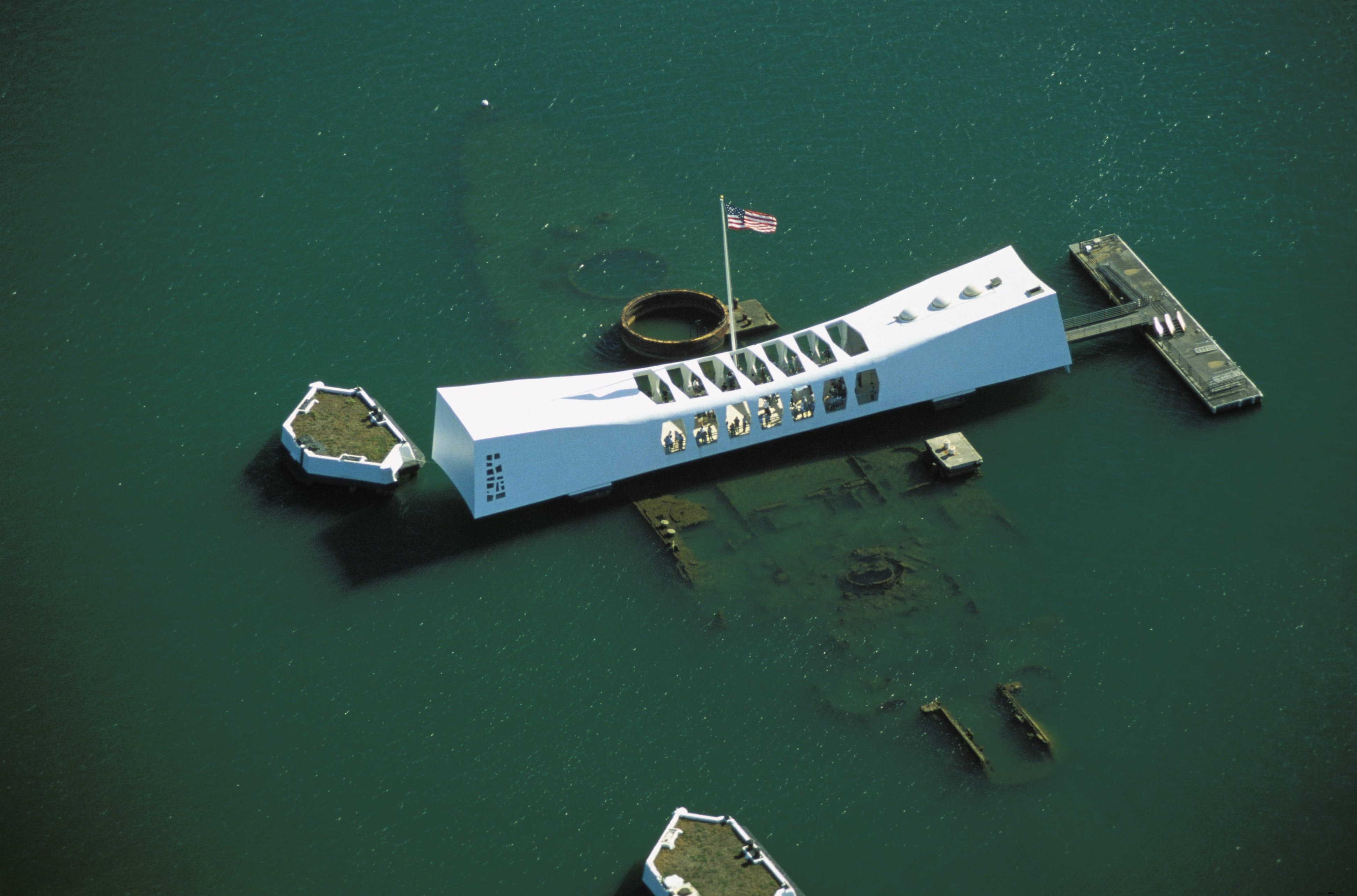 USS Arizona Memorial: Pearl Harbor s Poignant WWII Tribute