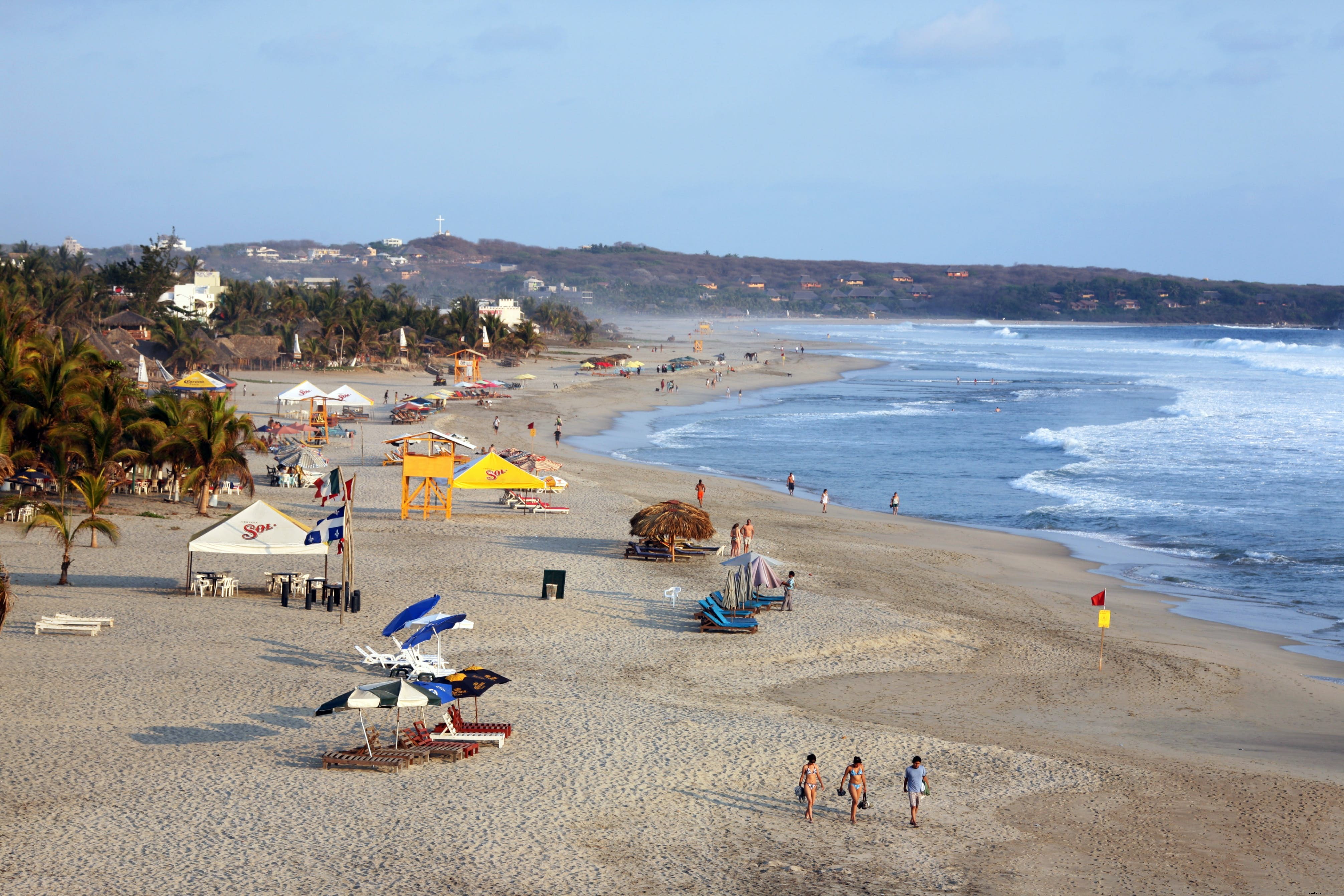 Playa Zicatela: Mexico s Iconic Surfing Haven and Golden Beach