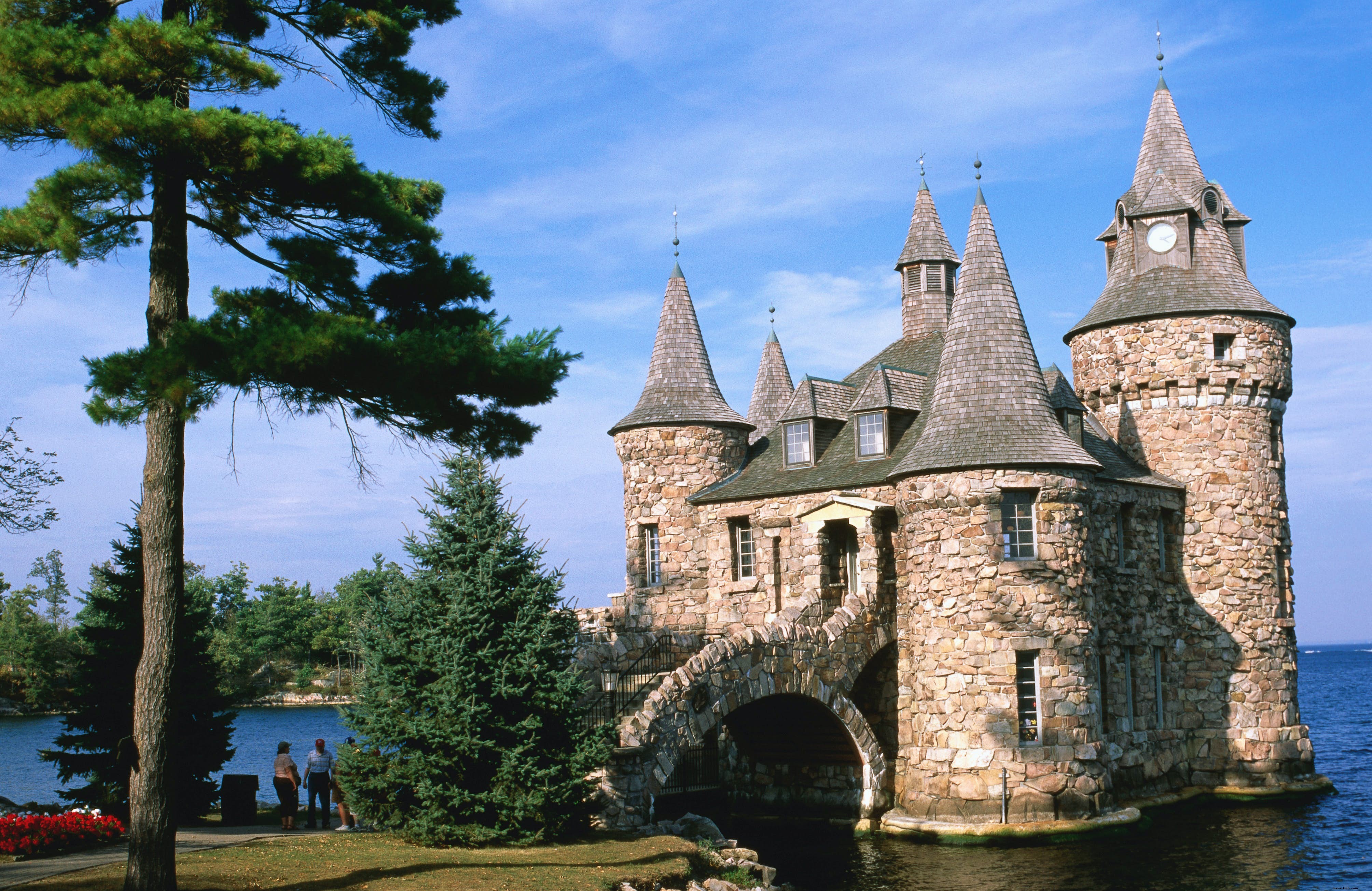 Boldt Castle: Stunning Gilded Age Island Landmark in the Thousand Islands