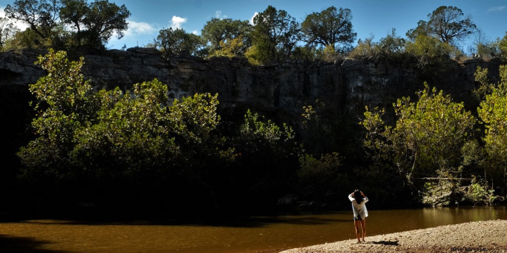 Sun Country Dreaming: Discover Austin, Texas – Brunch Boats, Iconic Tacos & Live Music