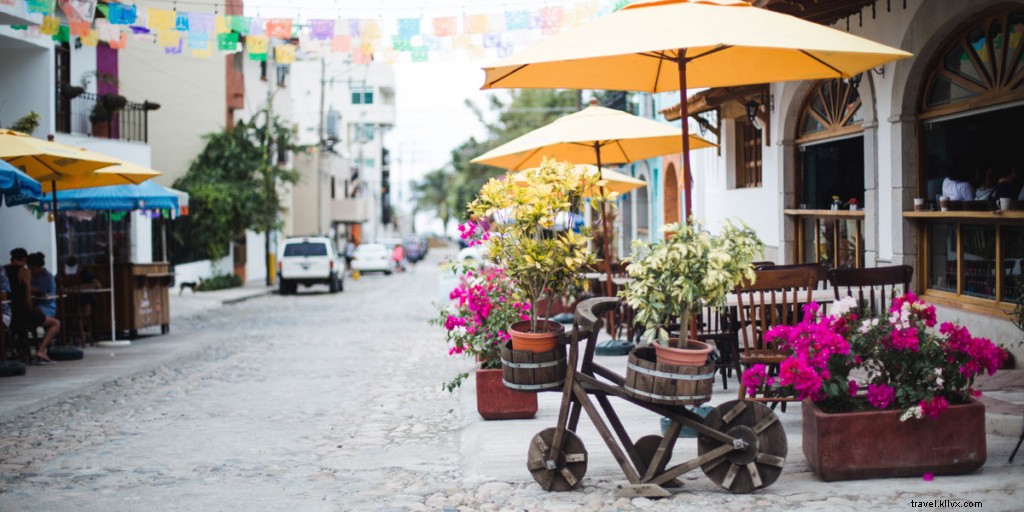 Sun Country s Top Warm Weather Getaways: Beach Escapes and Adventure Await