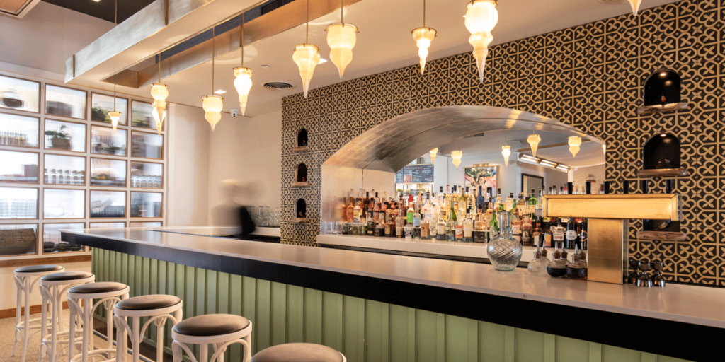 Ultimate Philadelphia Food Guide: Iconic Cheesesteaks, Global Cuisines & Hidden Gems